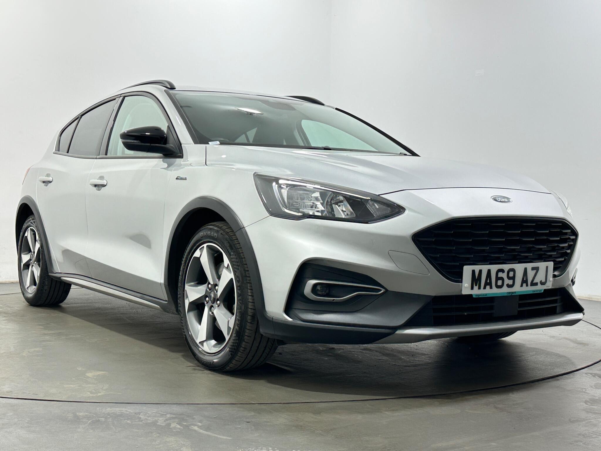 Ford Focus view 49