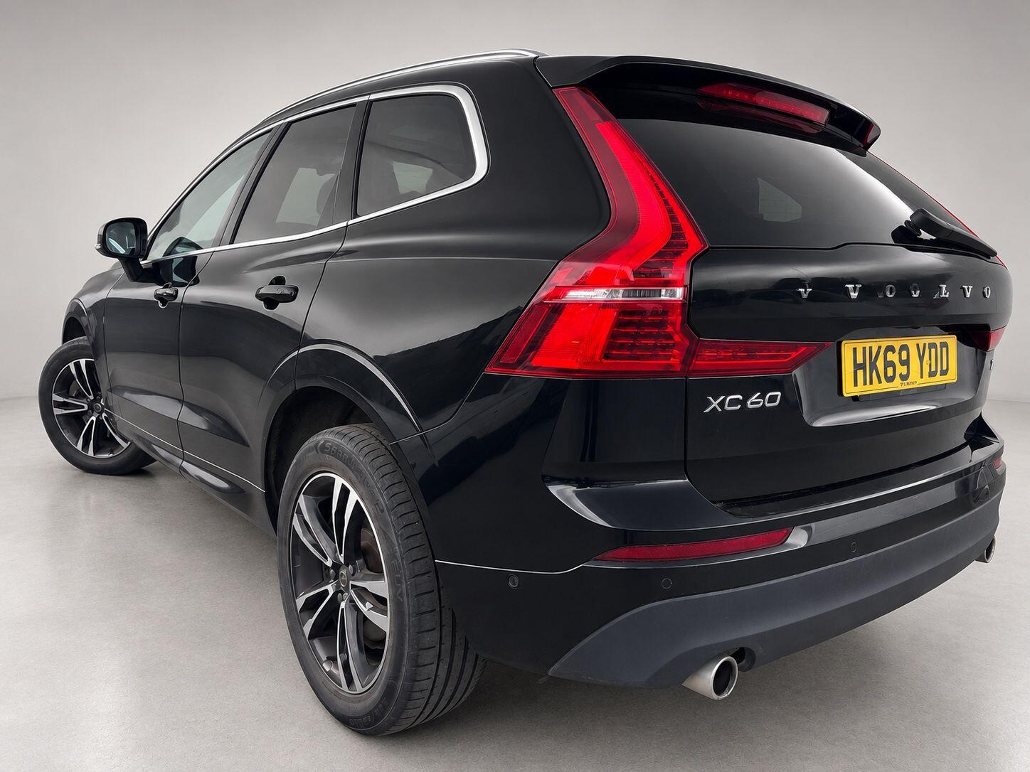 Volvo XC60 view 10