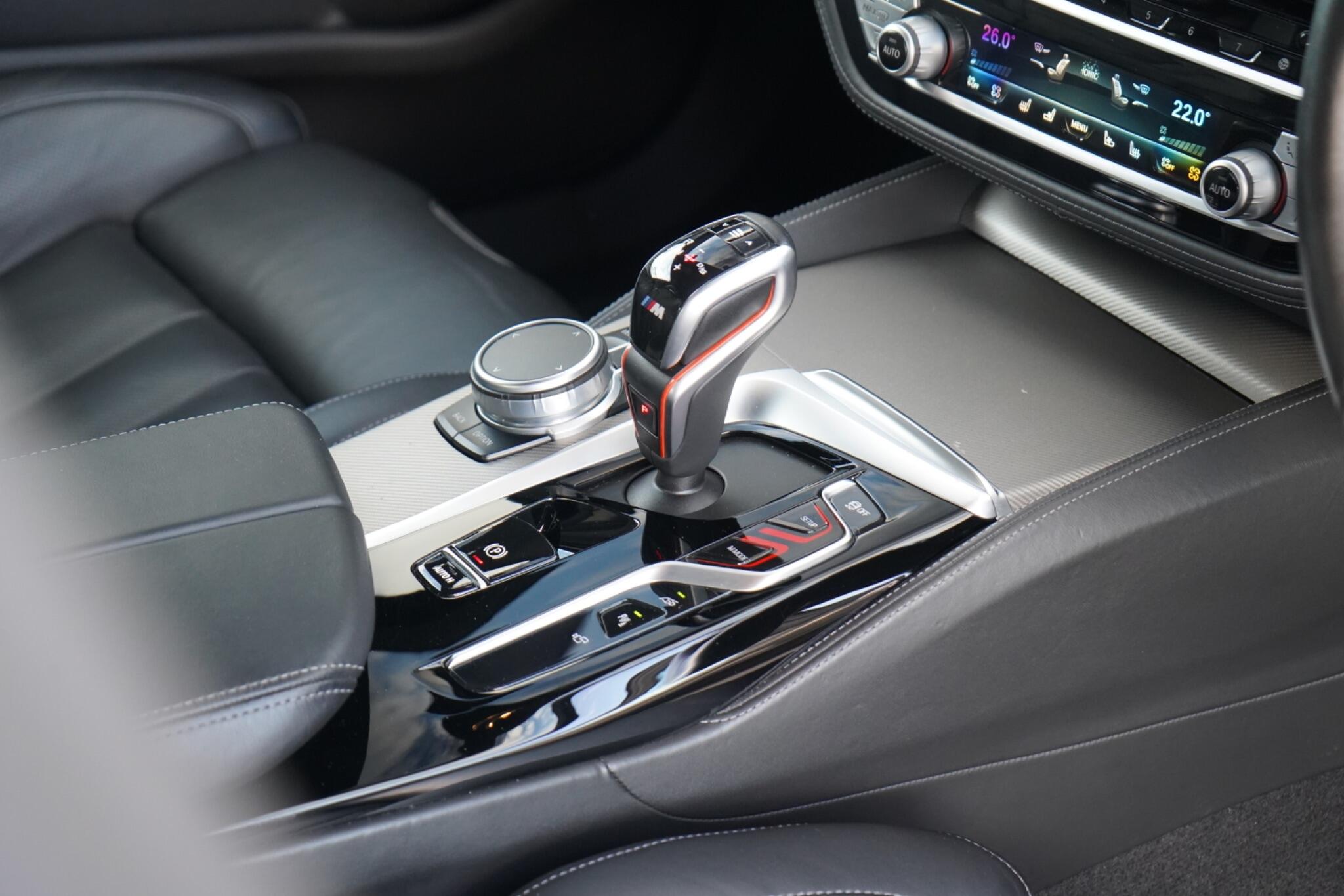 BMW M5 view 25