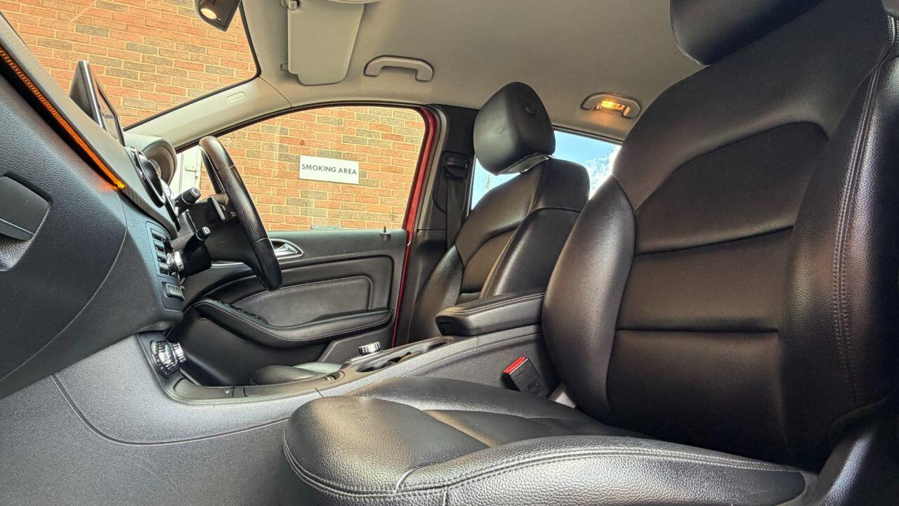 Mercedes-Benz B-Class view 9