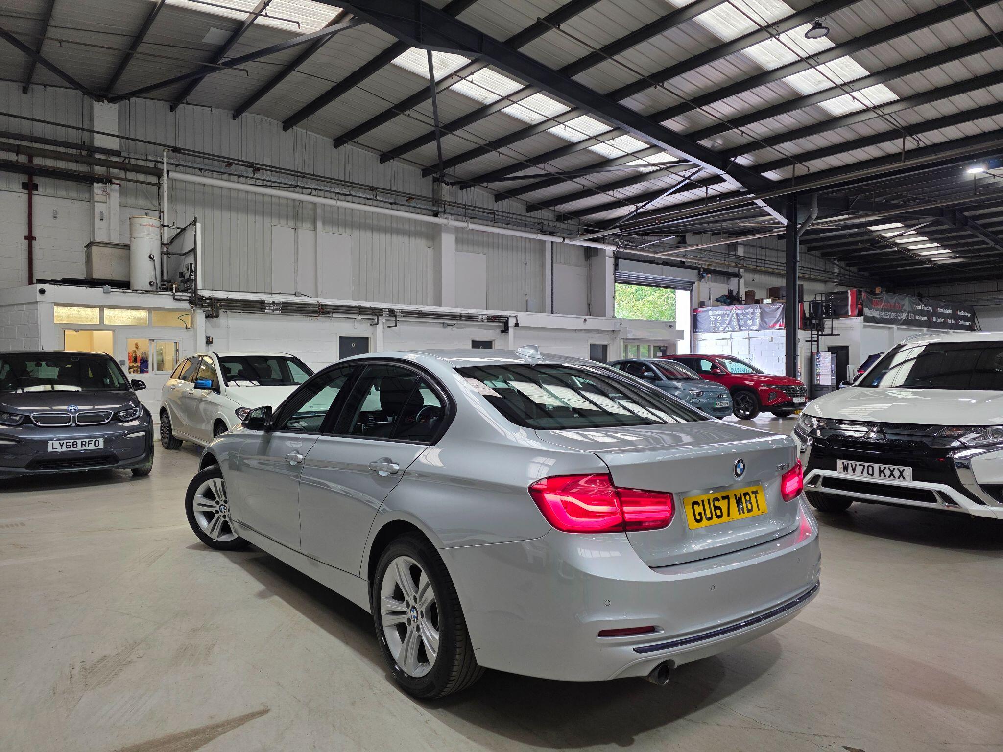 BMW 3 Series view 26