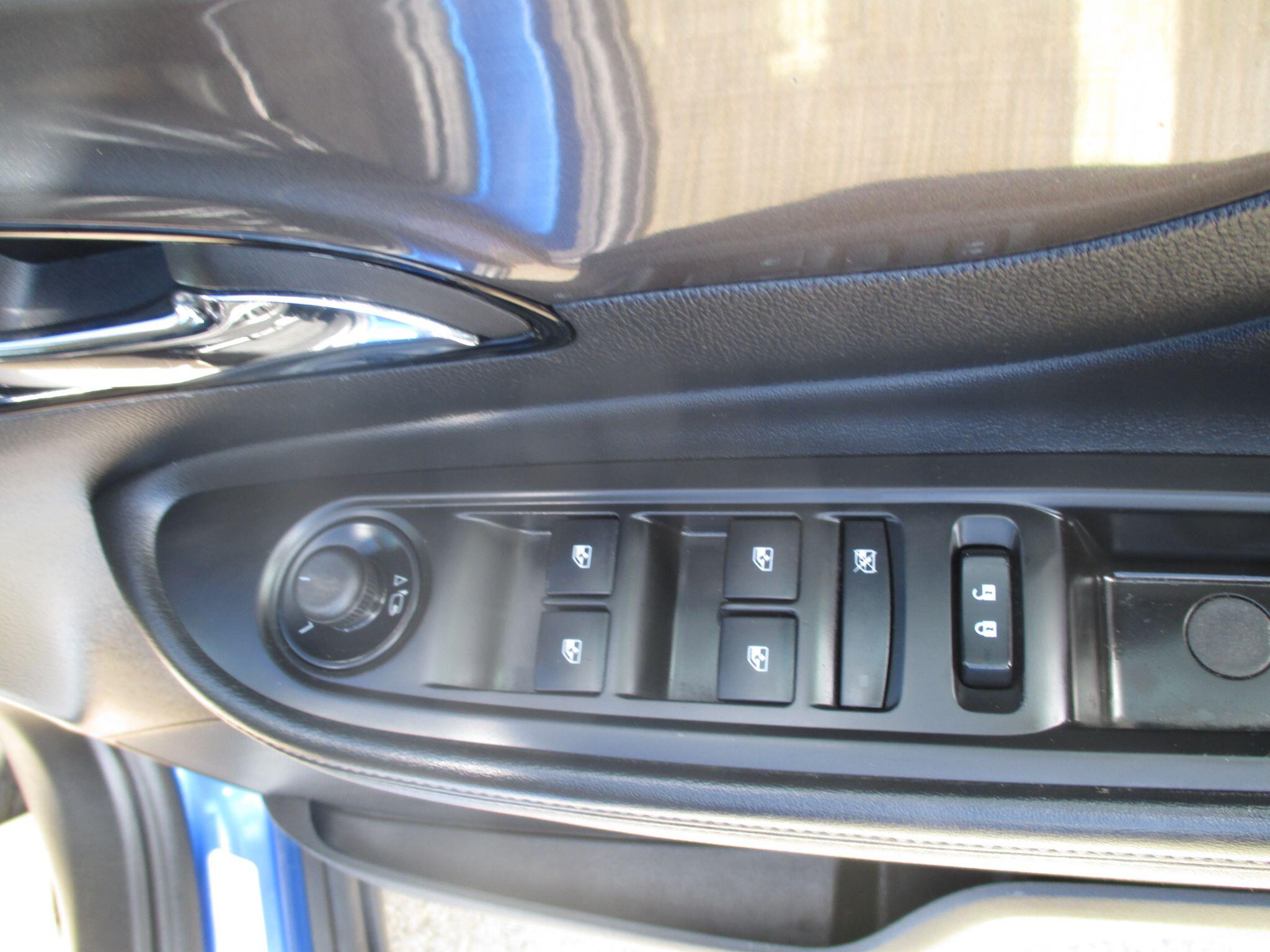 Vauxhall Mokka X view 35