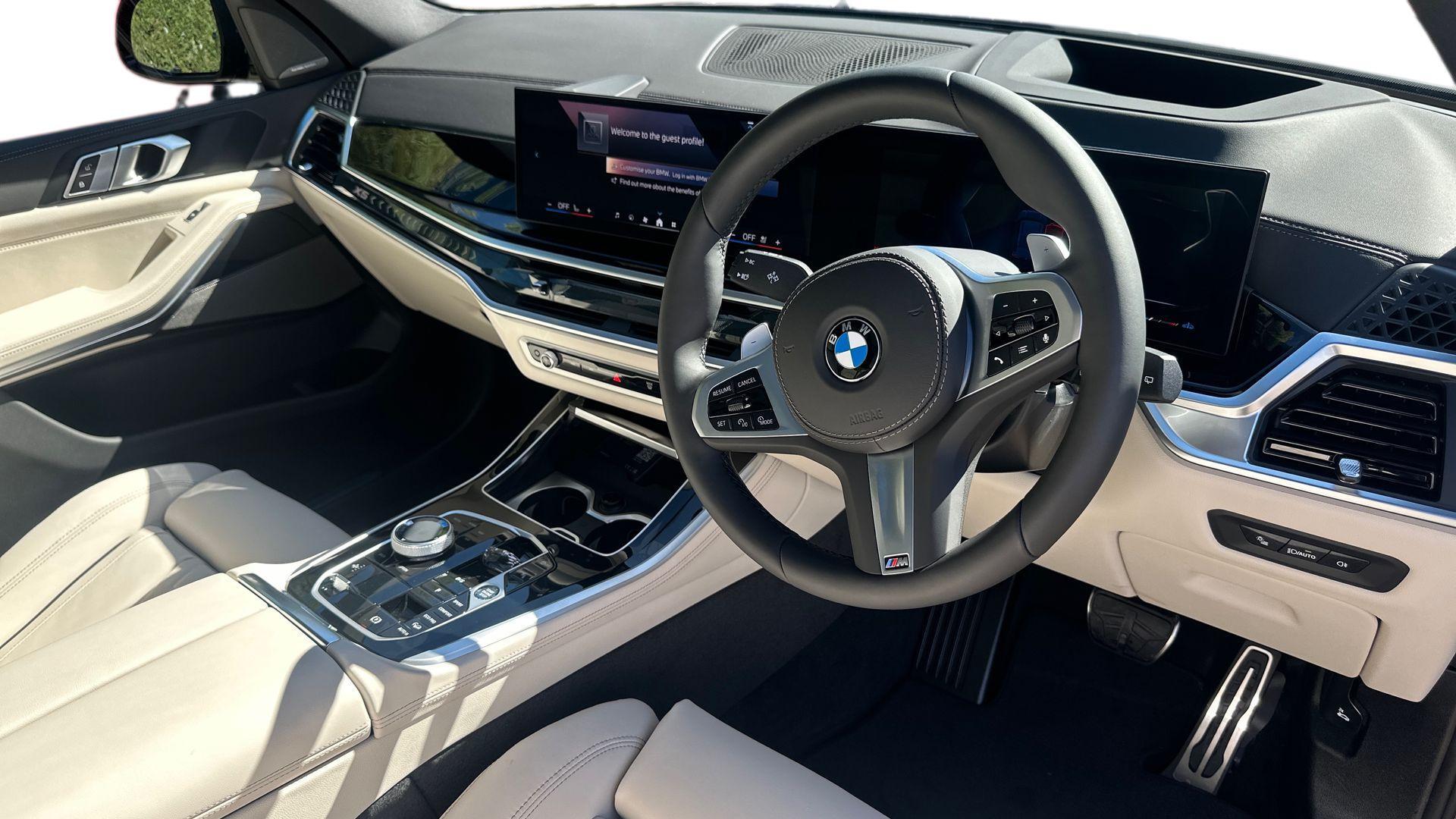 BMW X5 view 6