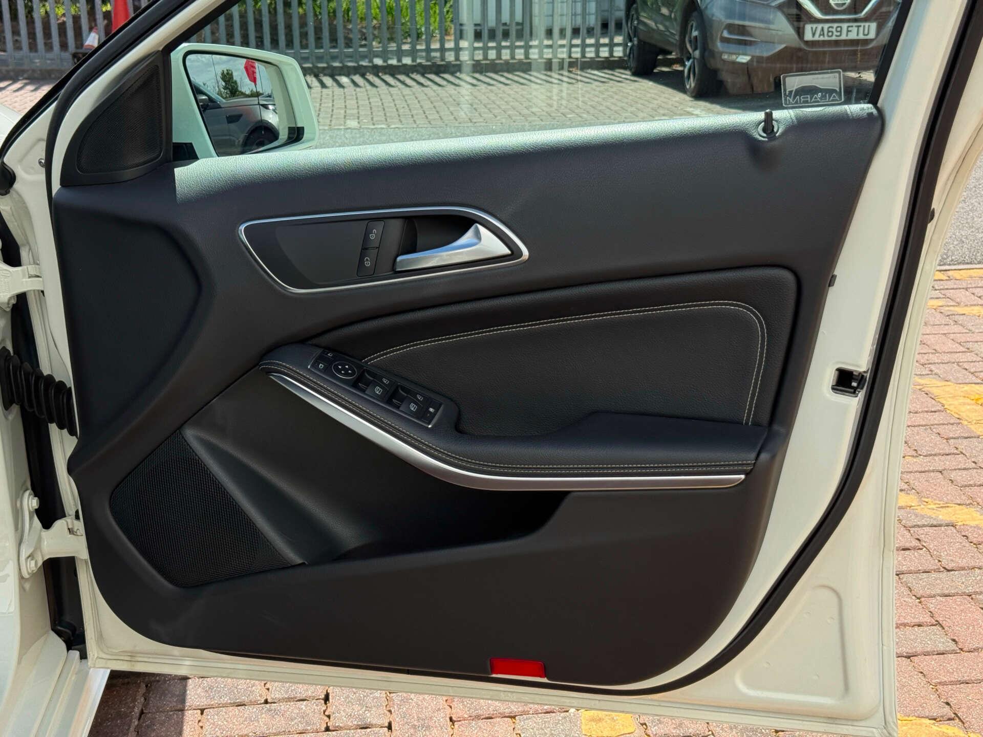 Mercedes-Benz A Class view 19