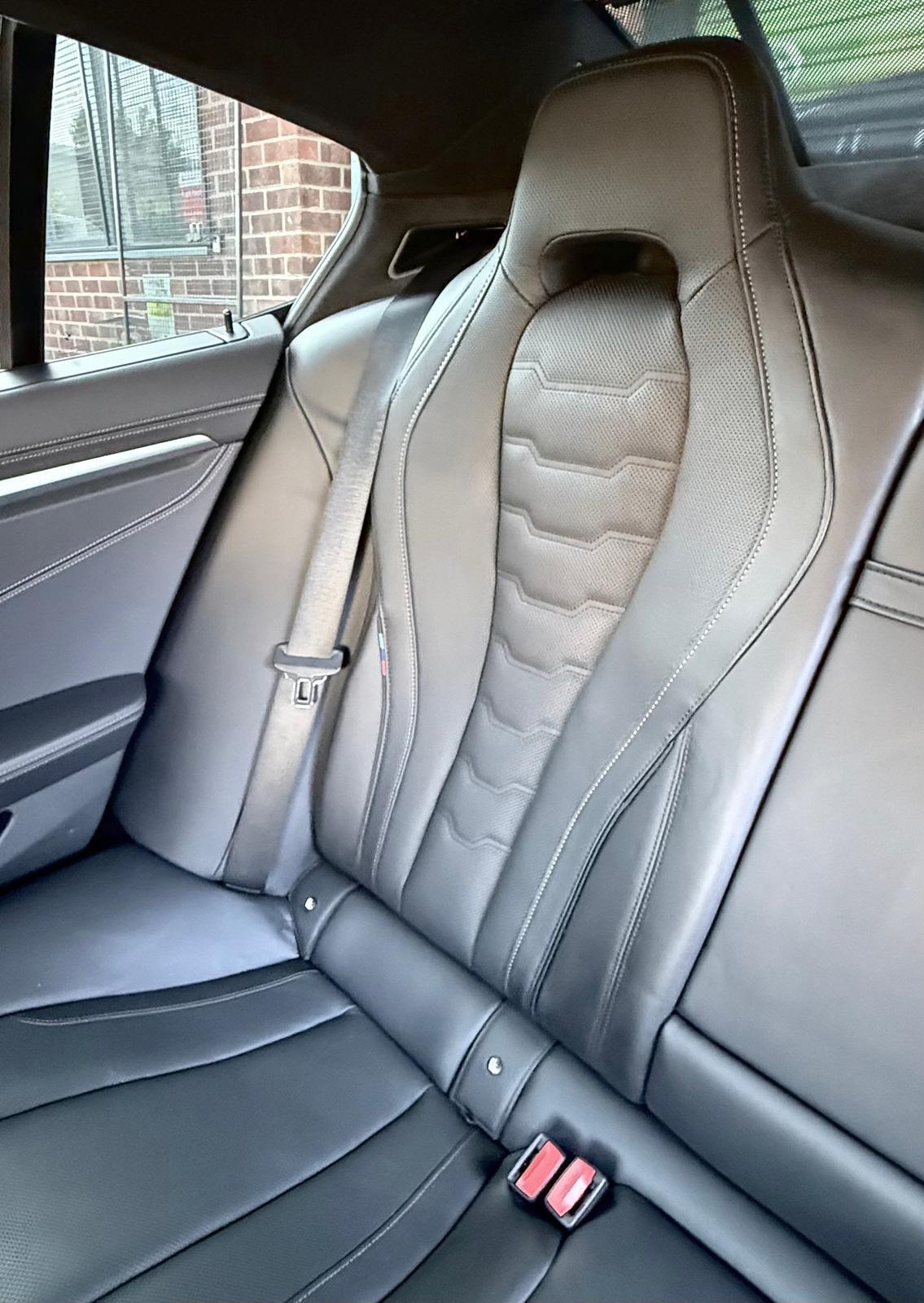 BMW 8 Series view 85