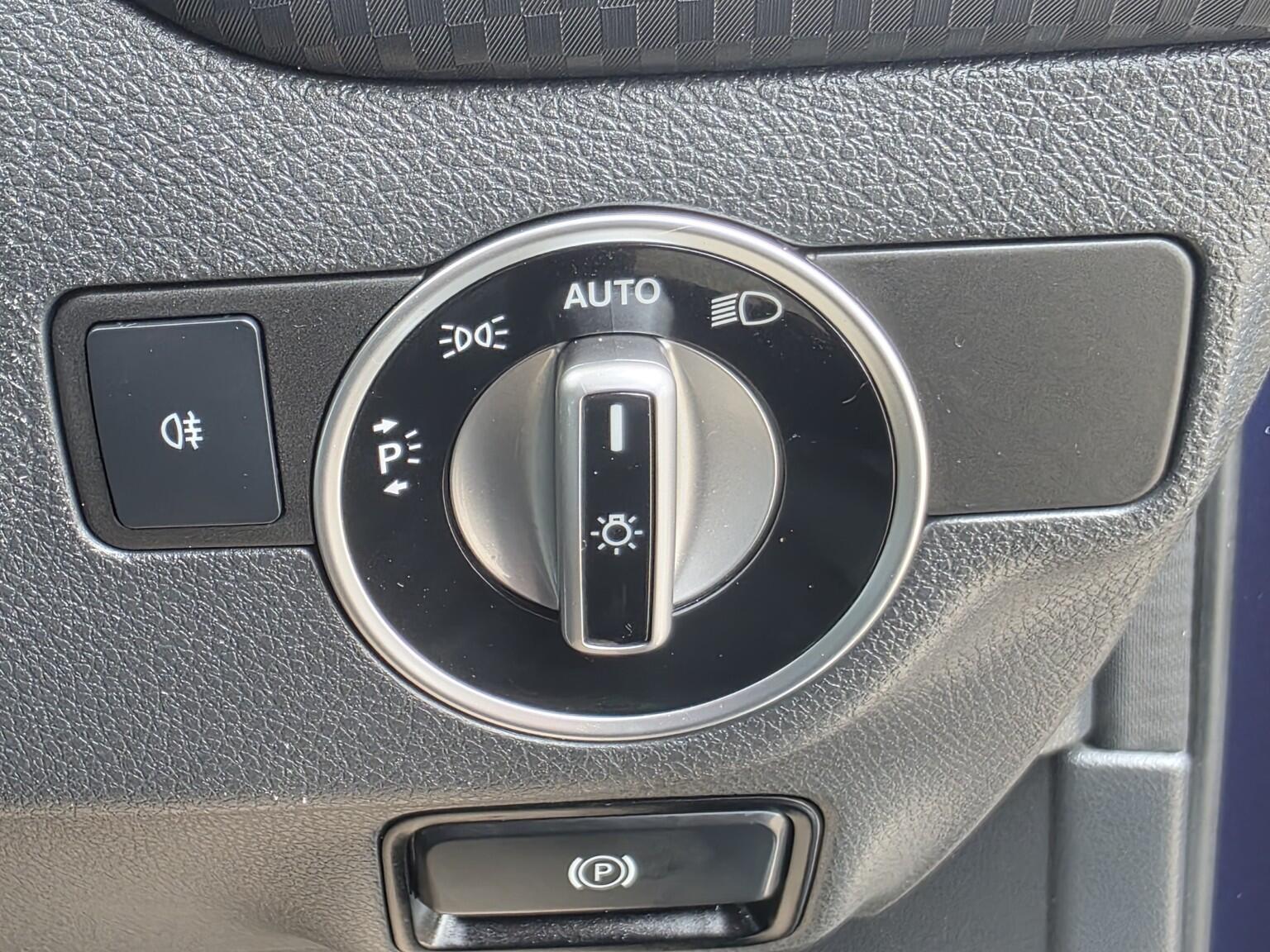 Mercedes-Benz A-Class view 27