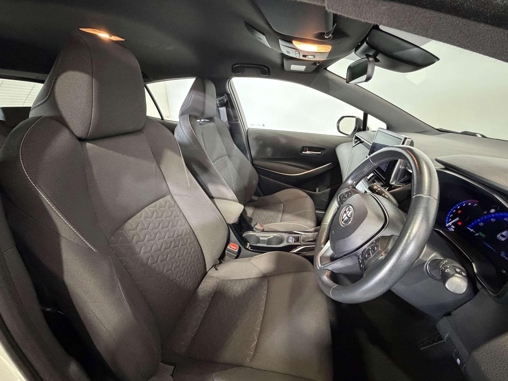 Toyota Corolla view 16
