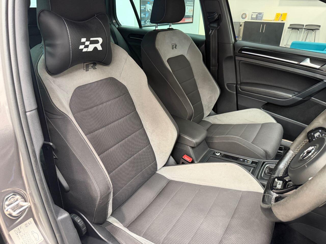 Volkswagen Golf view 30