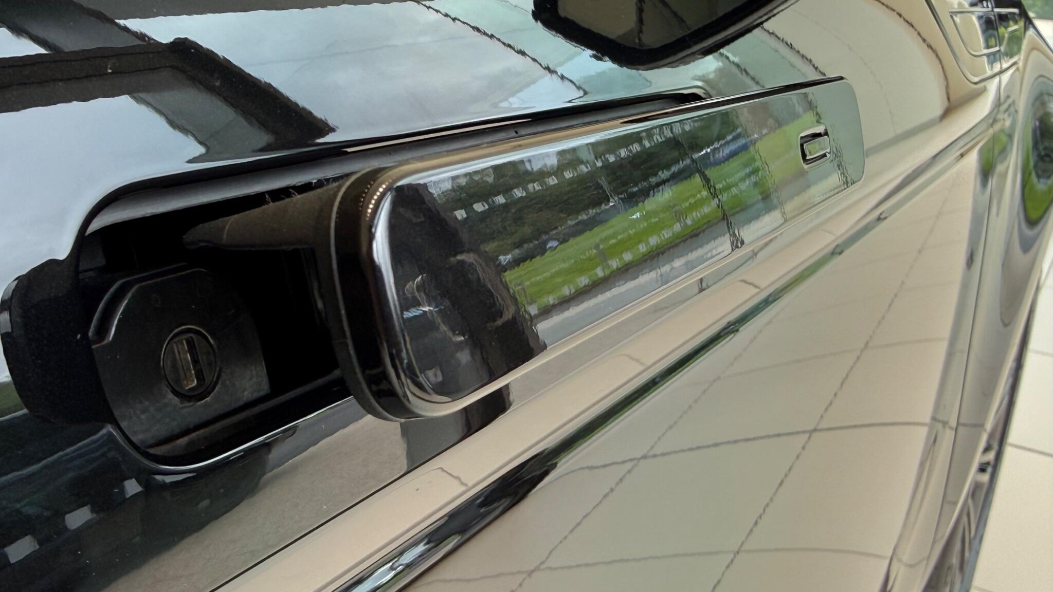 Land Rover Range Rover Evoque view 26