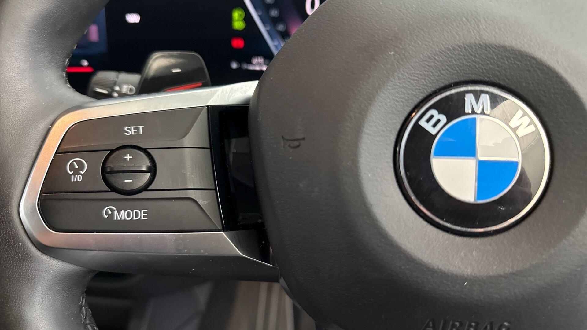 BMW 1 Series view 17