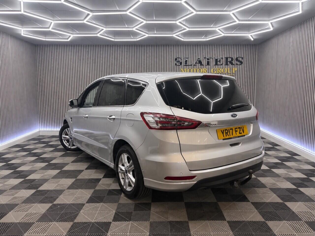 Ford S-Max view 37