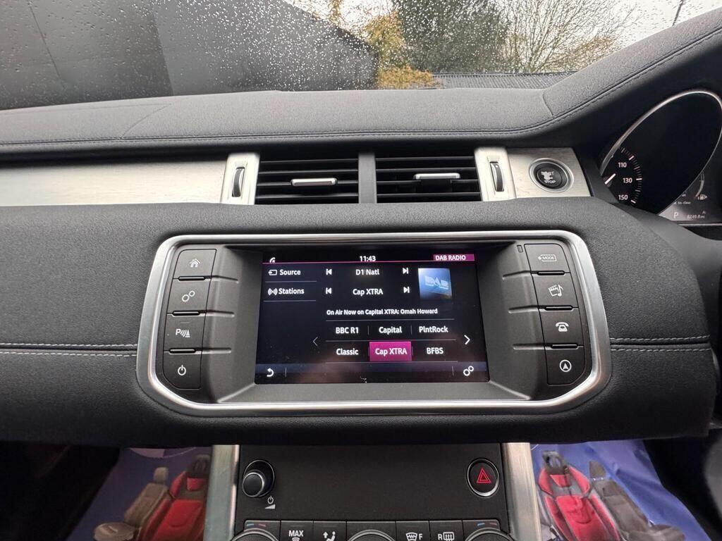 Land Rover Range Rover Evoque view 23