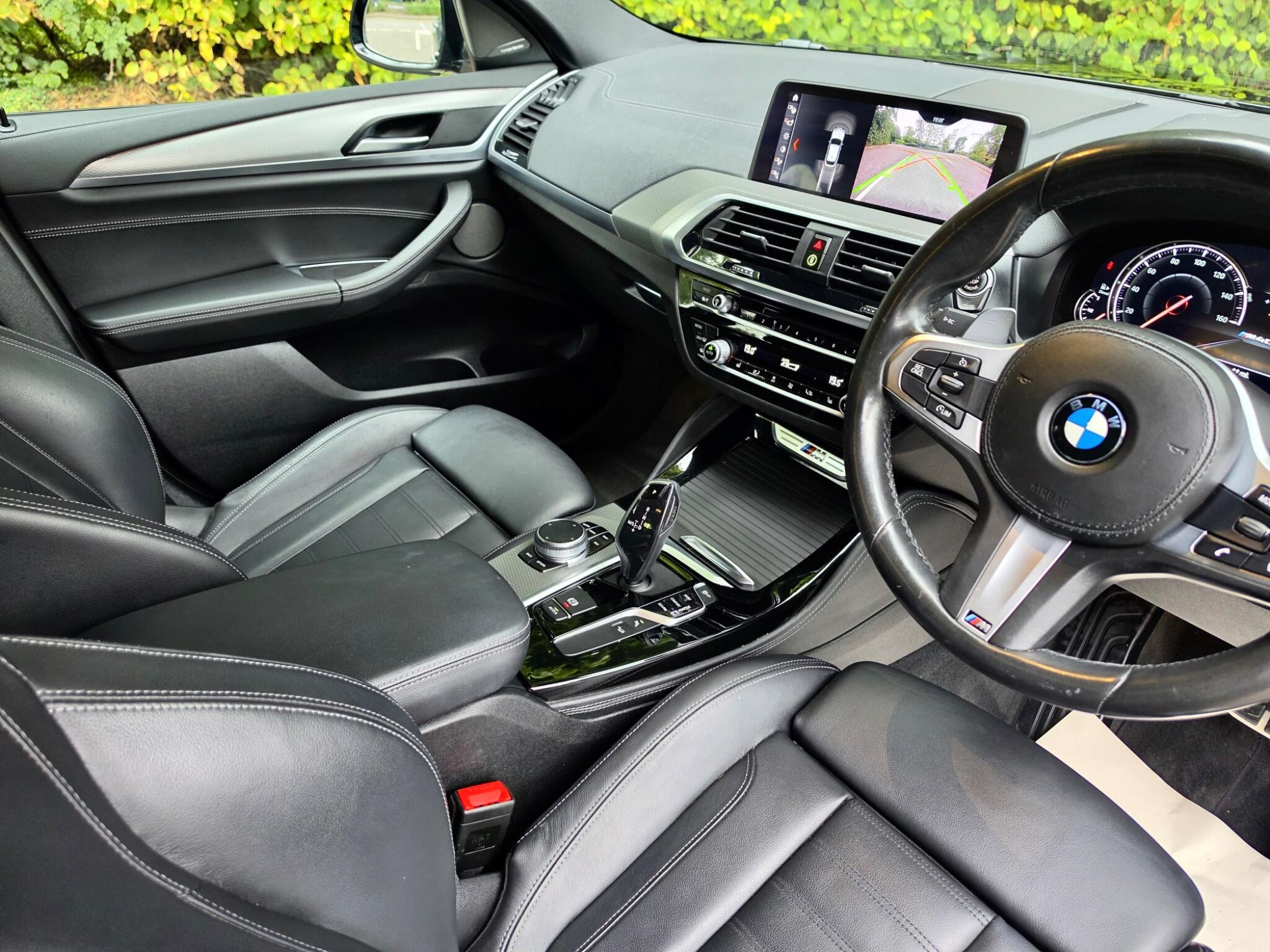 BMW X4 view 8
