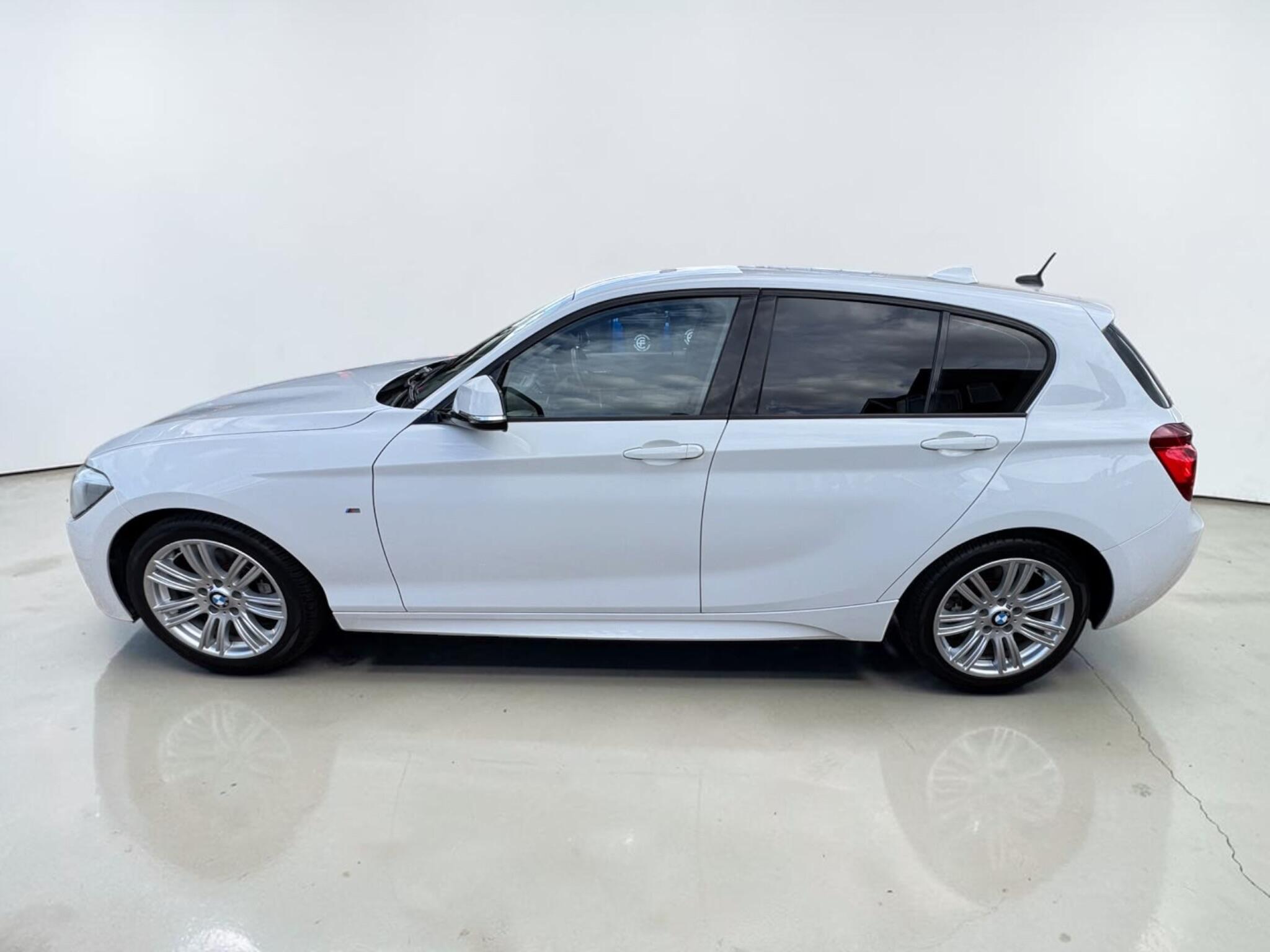 BMW 1 Series view 11