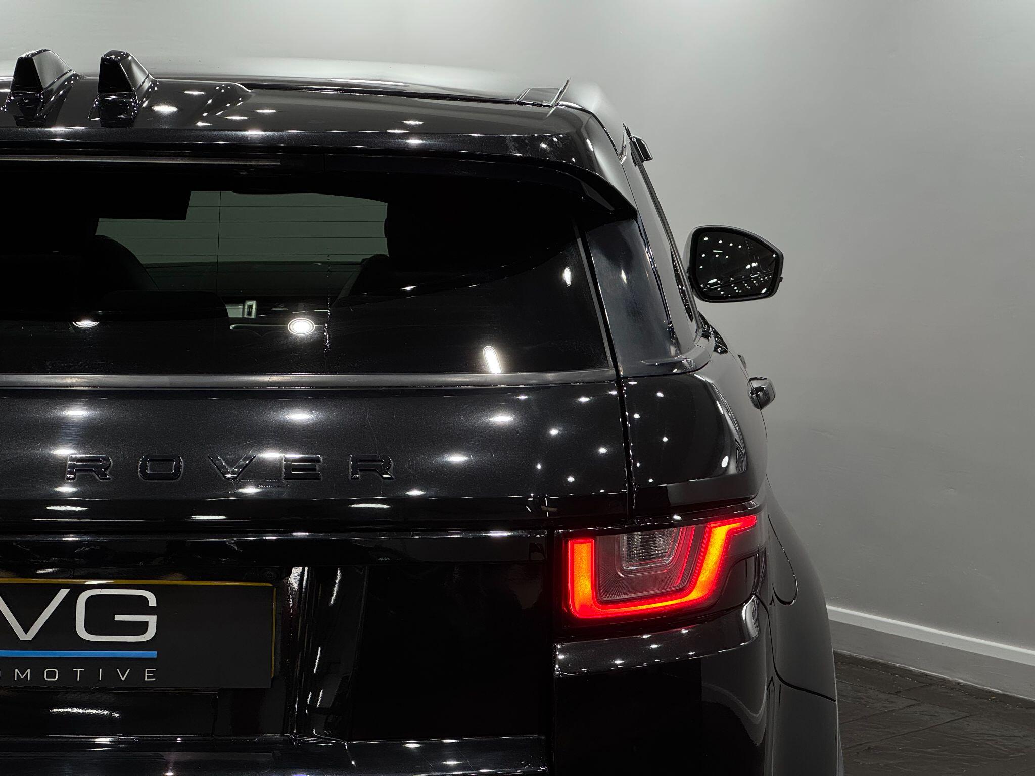 Land Rover Range Rover Evoque view 18