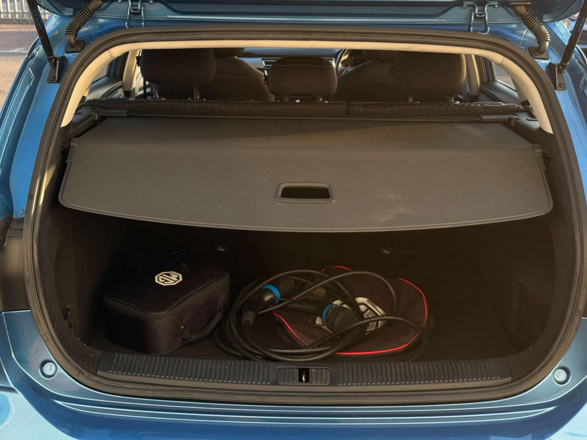 MG MG5 view 26