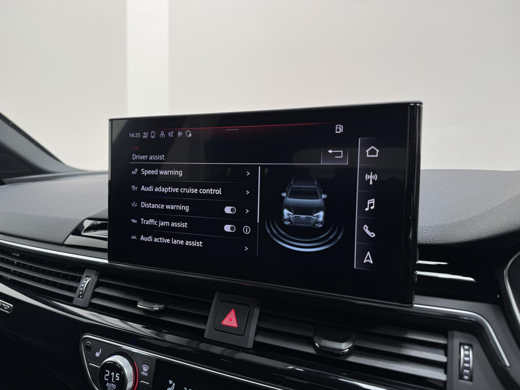 Audi A4 Avant view 27