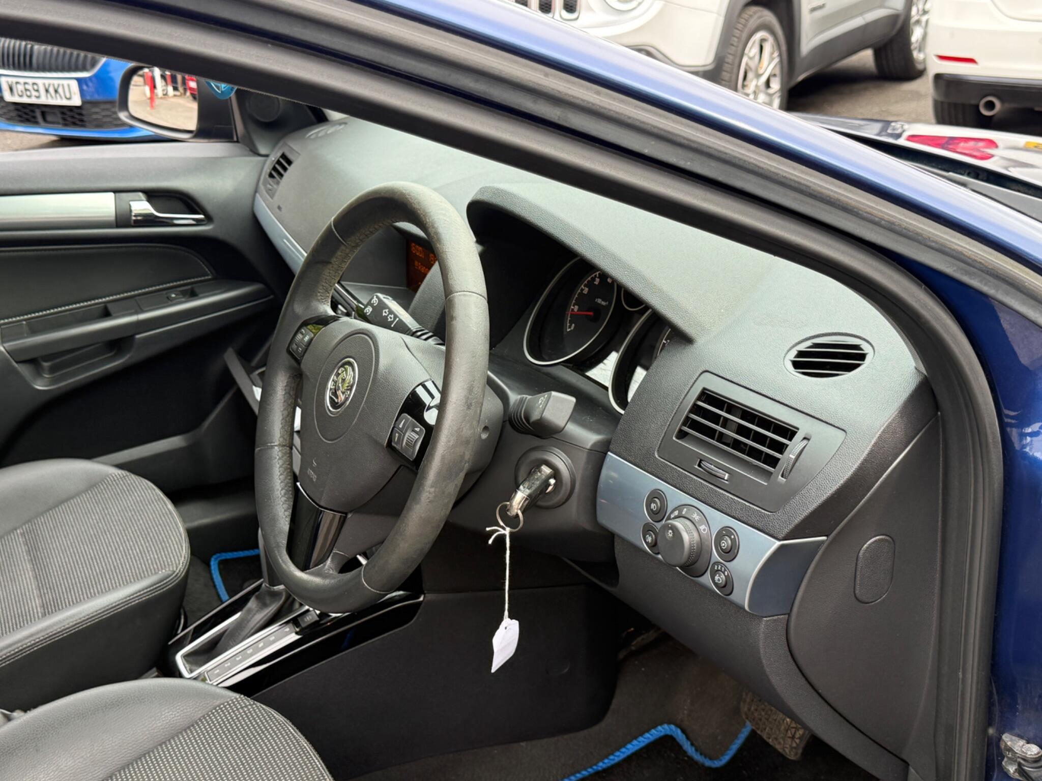 Vauxhall Astra - Image 27