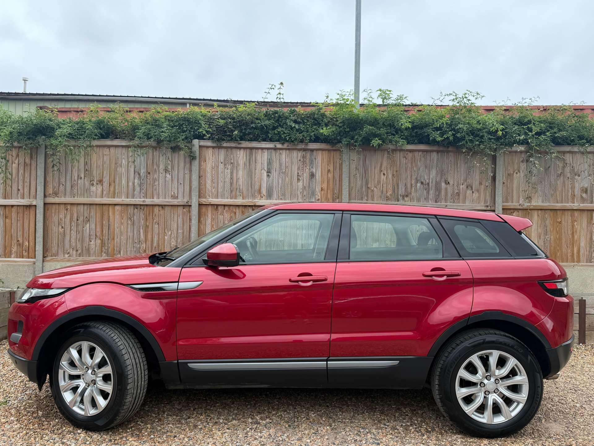 Land Rover Range Rover Evoque view 6