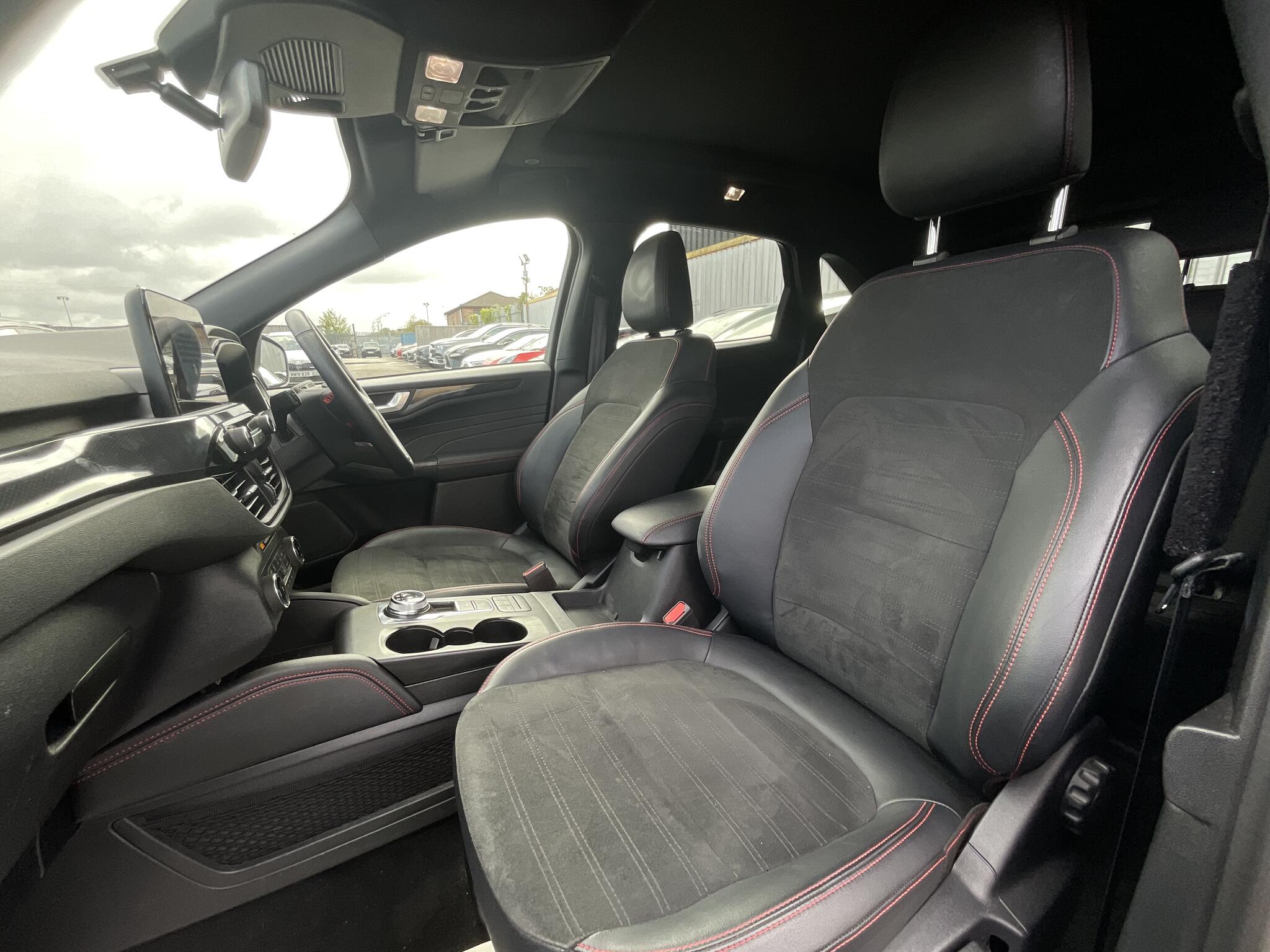 Ford Kuga view 17
