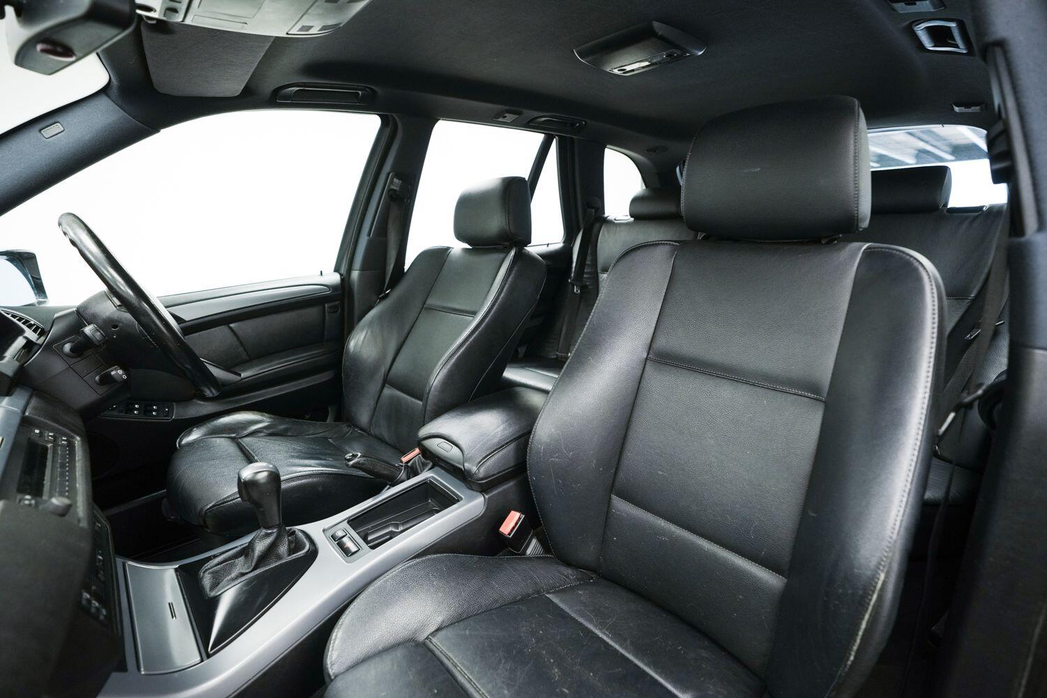 BMW X5 view 19
