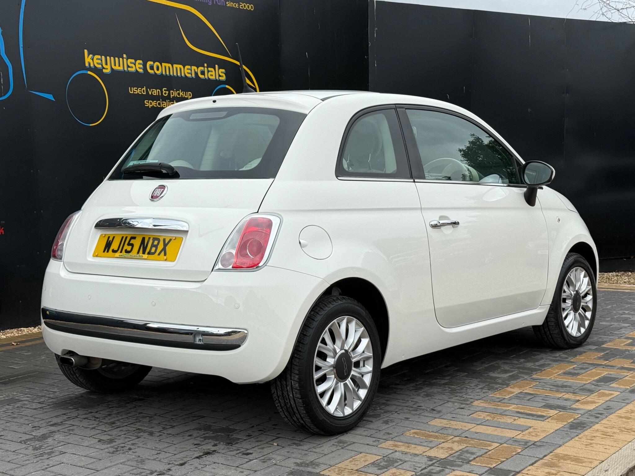 Fiat 500 view 6