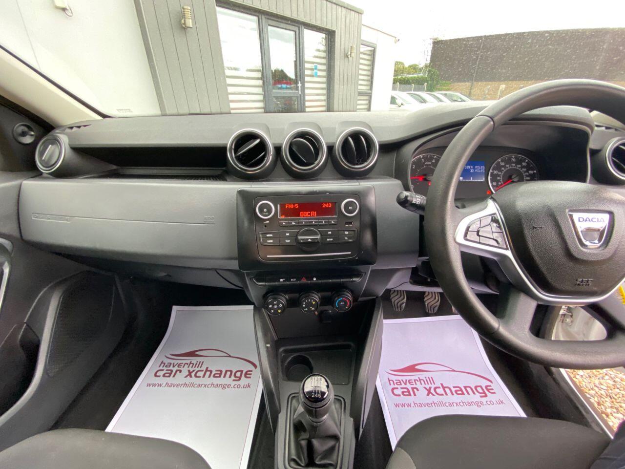 Dacia Duster view 29