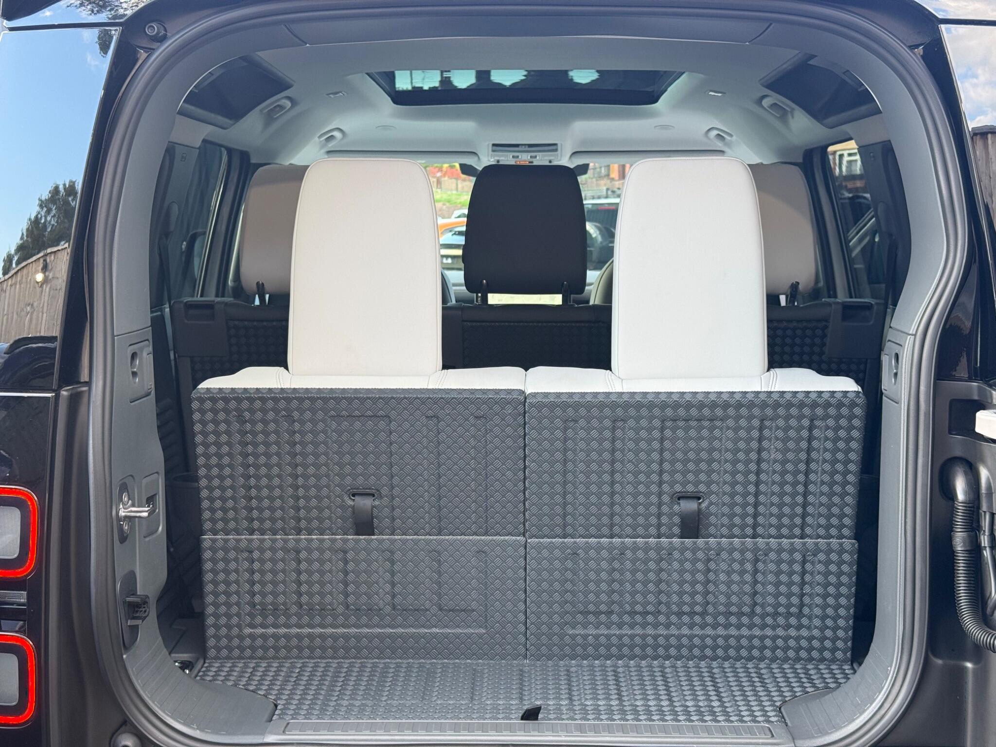 Land Rover Defender view 14