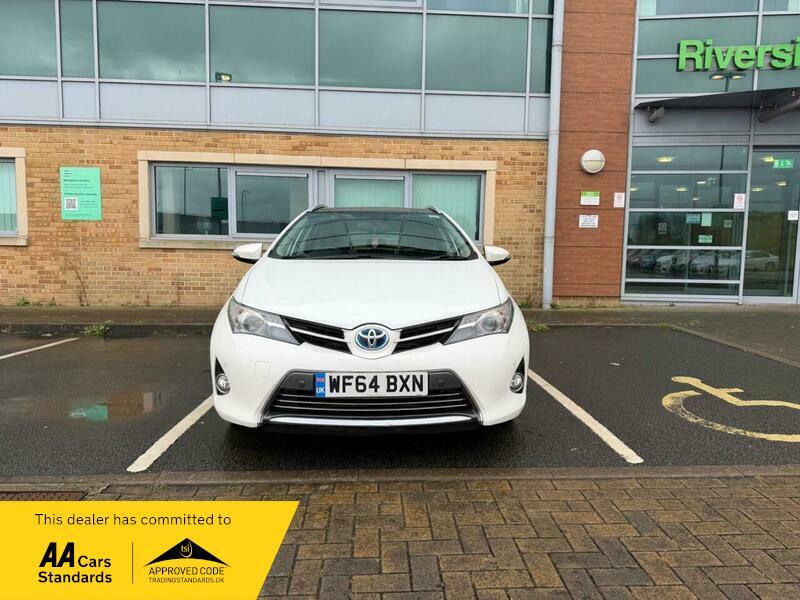 2014 Toyota Auris 1.8 VVT-h Excel Touring Sports CVT Euro 5 (s/s) 5dr • 104,000 miles image 2
