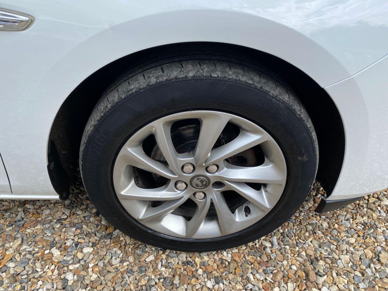 Vauxhall Astra view 36