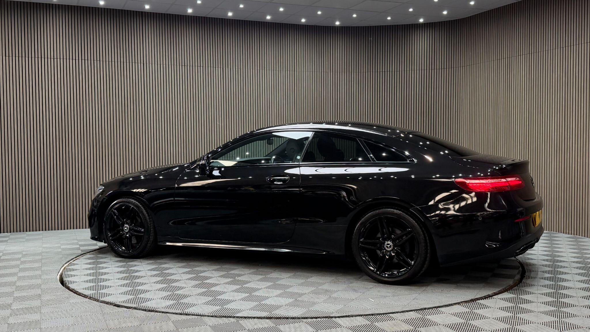 Mercedes-Benz E-Class view 48
