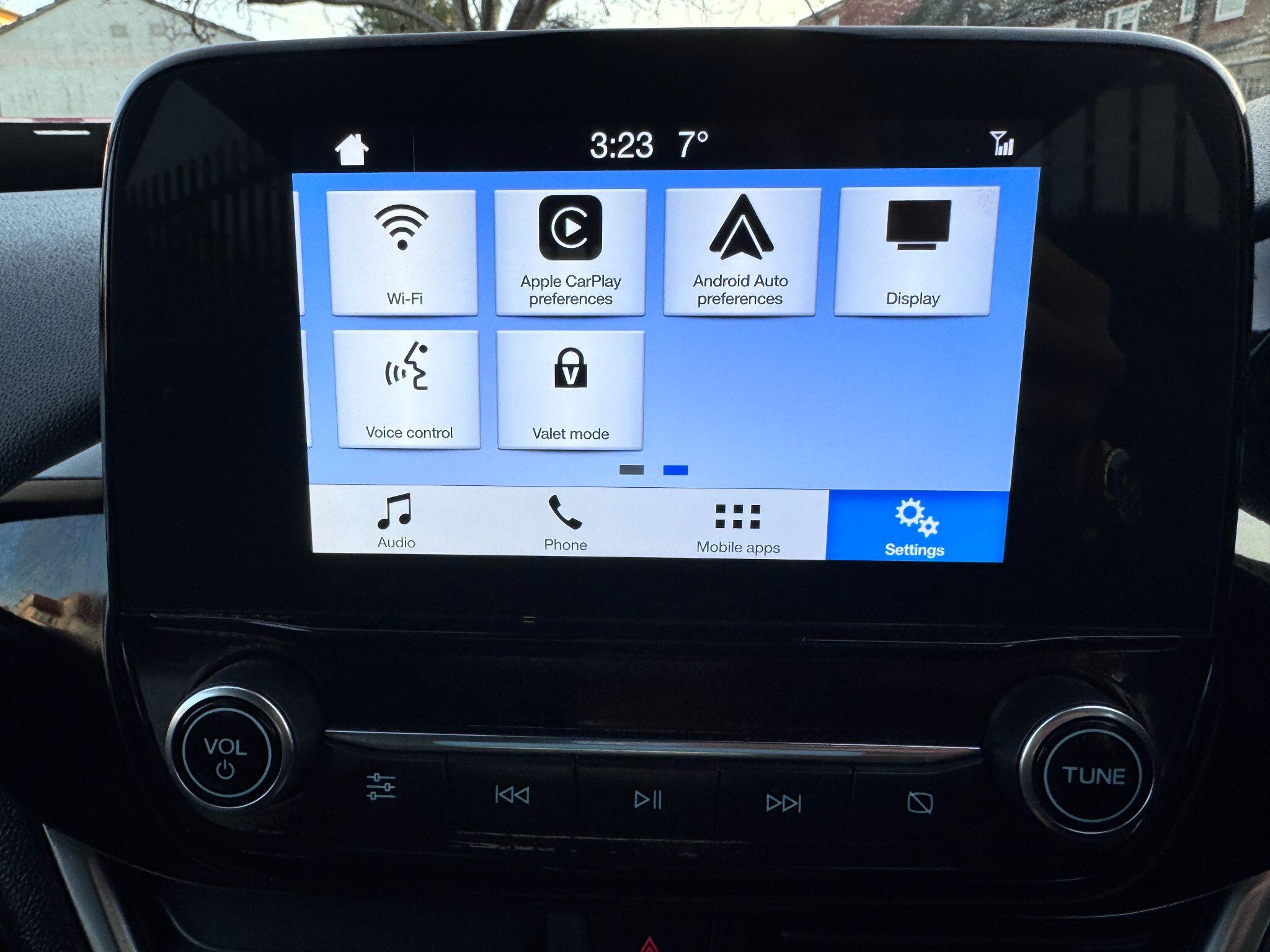 2017 Ford Fiesta image 43