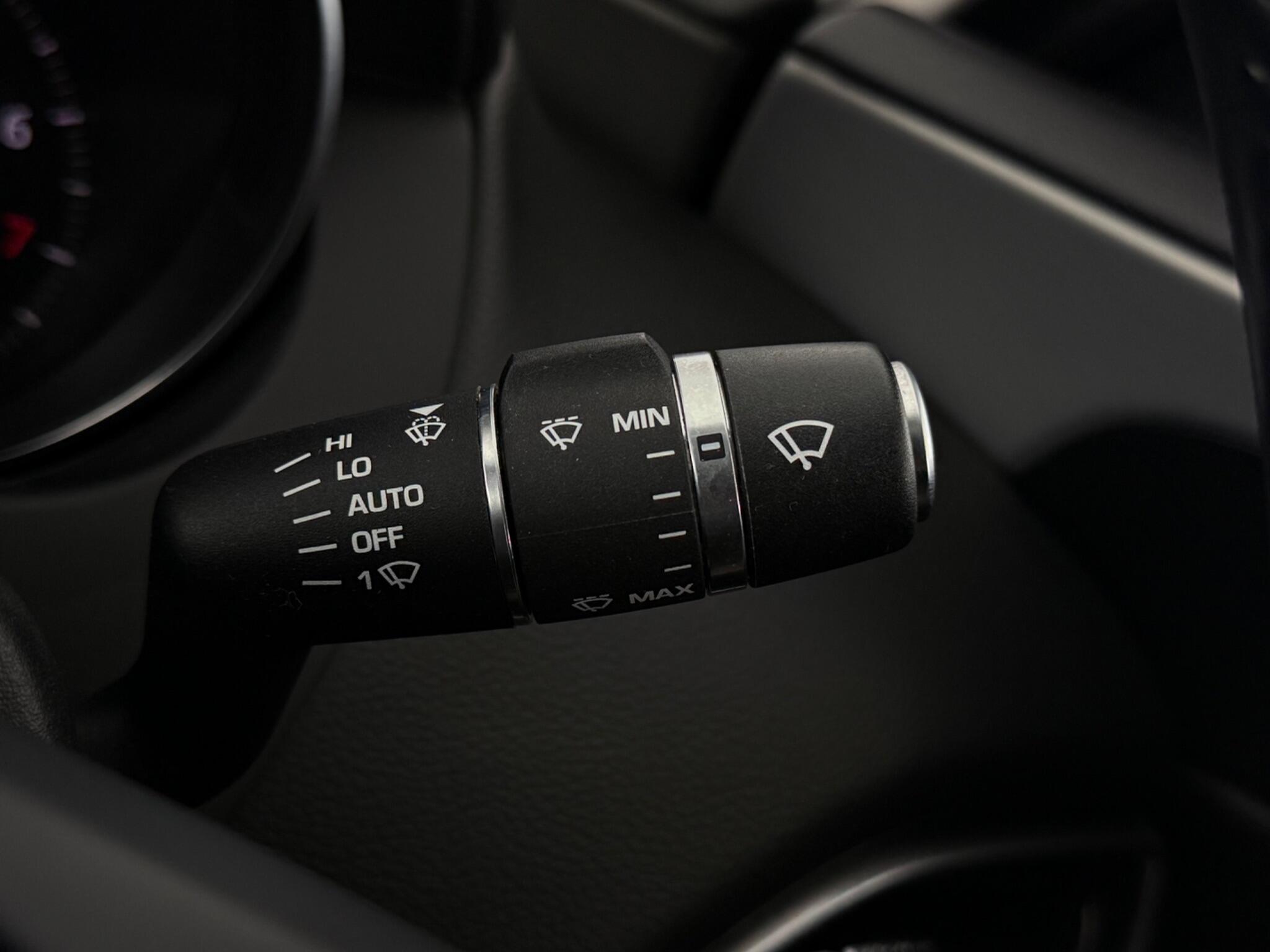 Jaguar Xe view 17