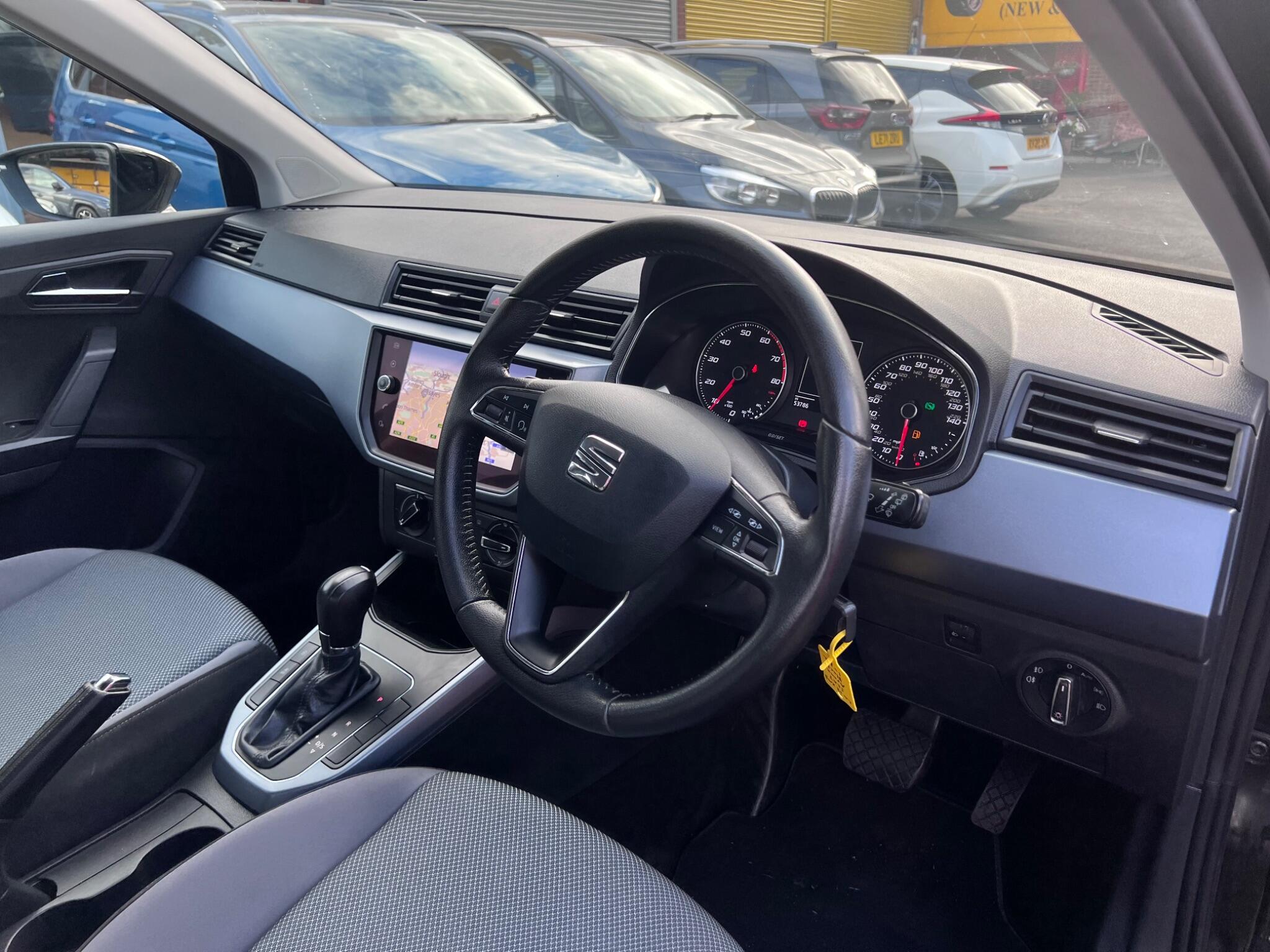 Seat Arona view 19