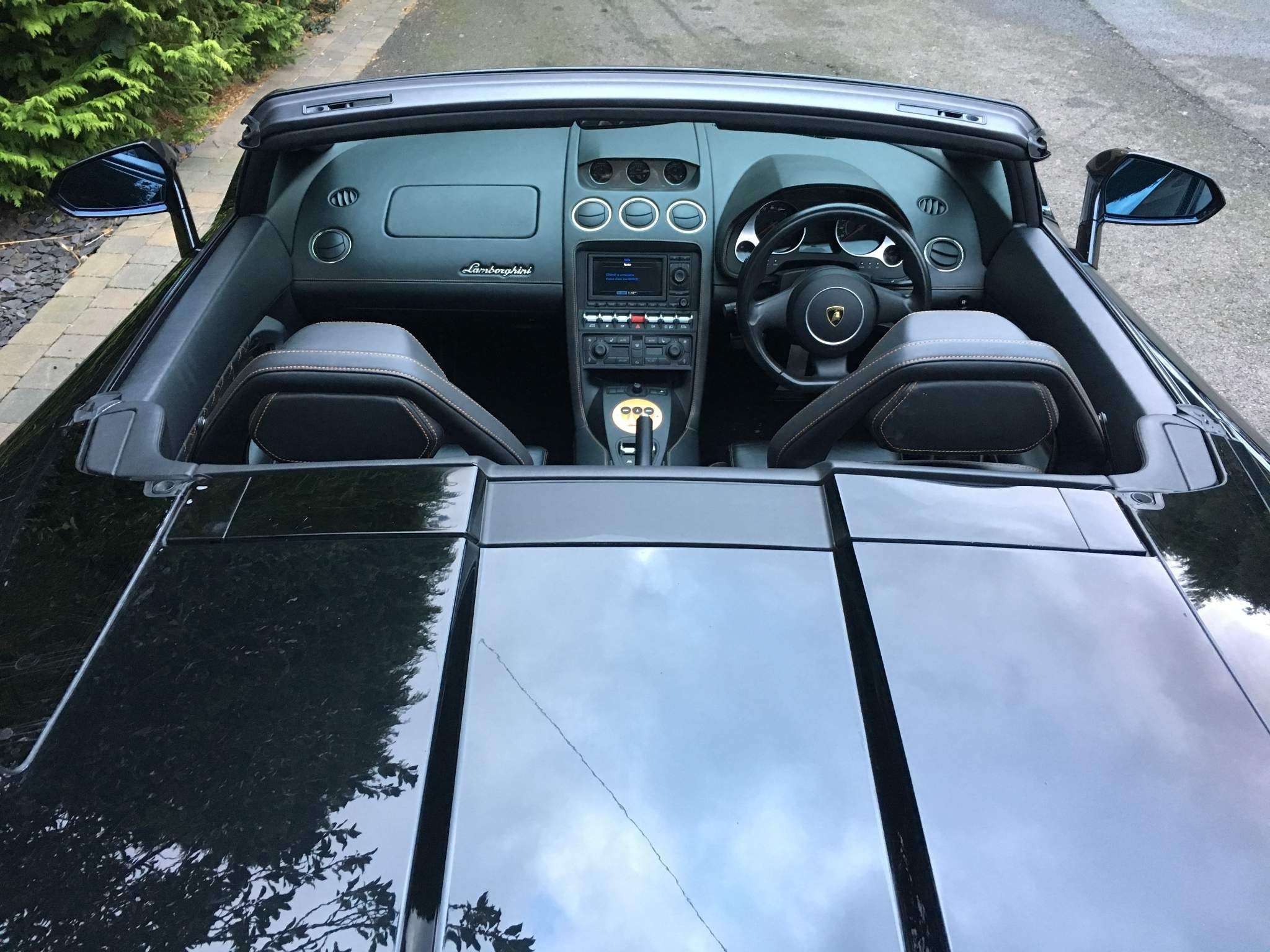 Lamborghini Gallardo view 29