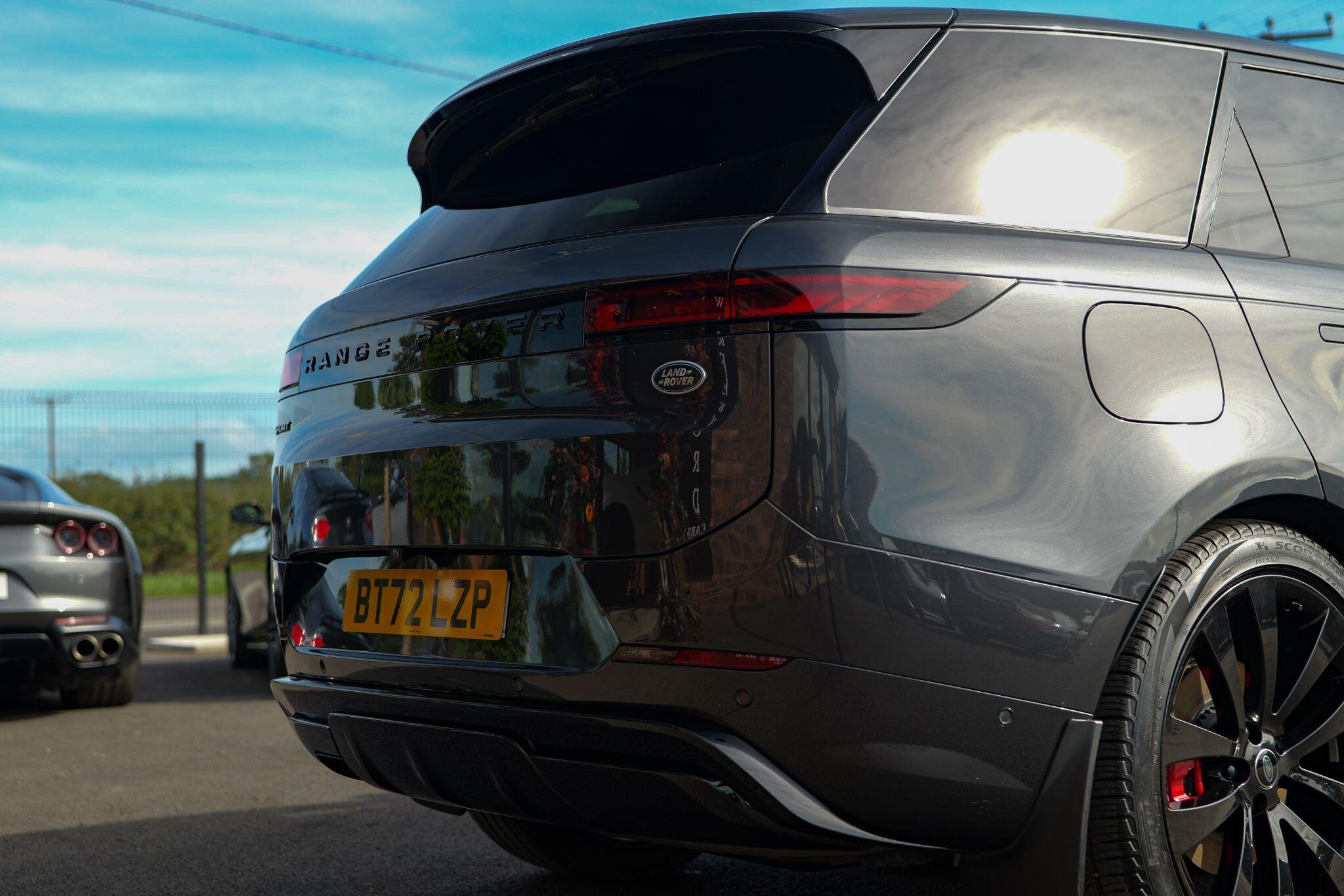 Land Rover Range Rover Sport view 12