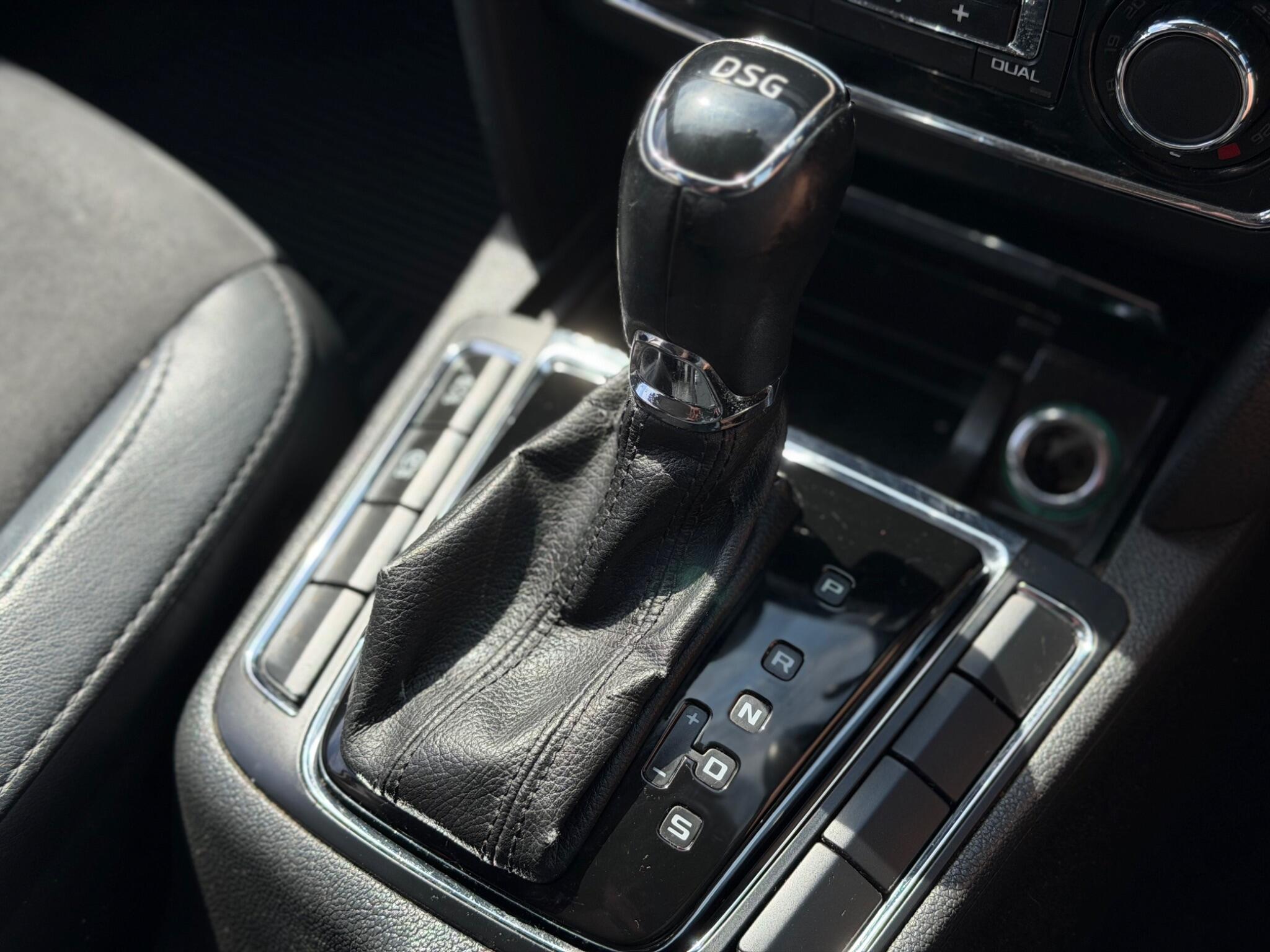 Skoda Superb view 12