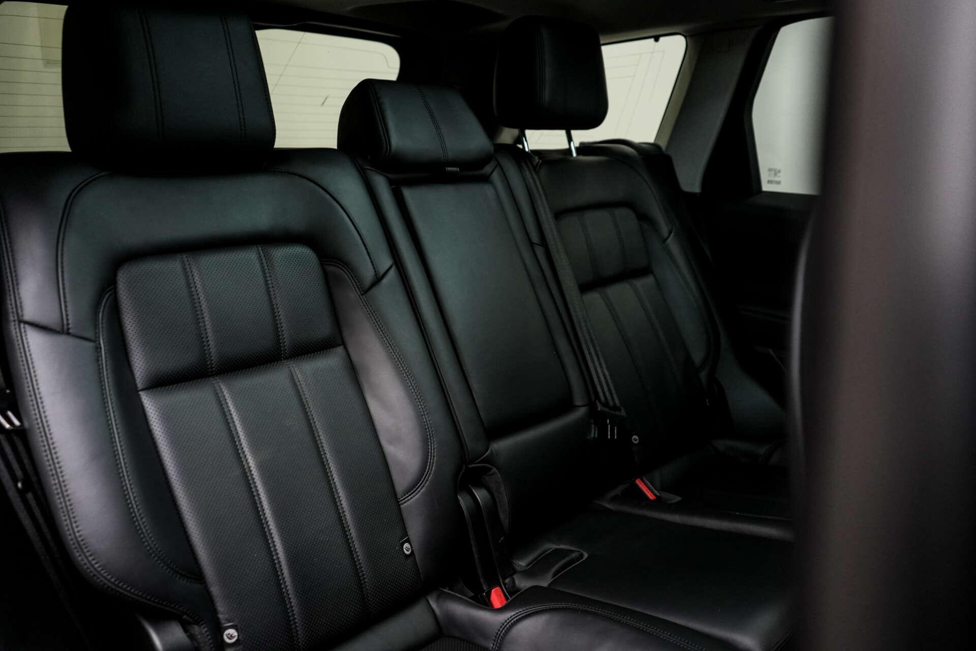 Land Rover Range Rover Sport view 22