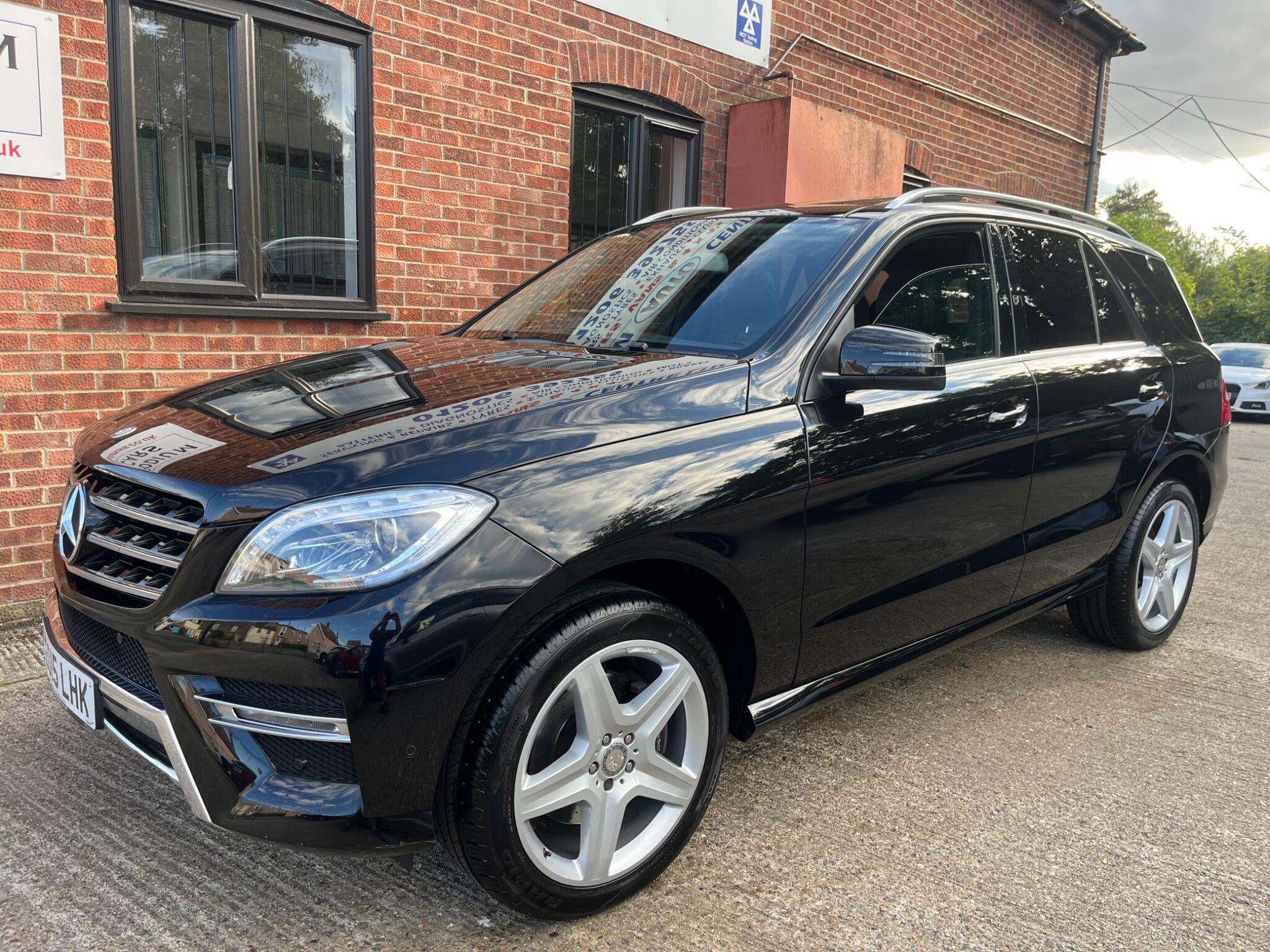 Mercedes-Benz M-Class view 96