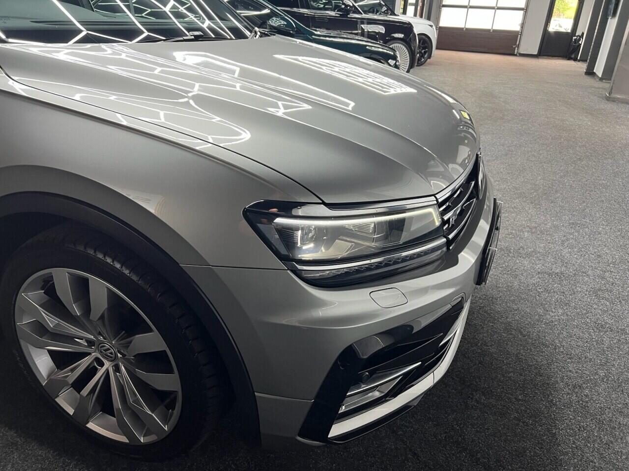Volkswagen Tiguan view 19