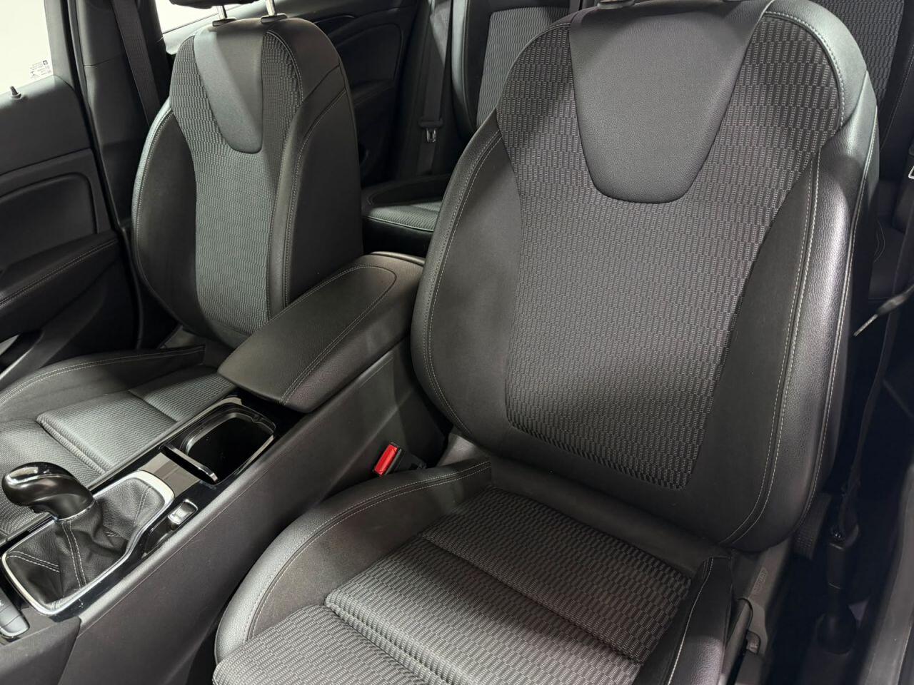 Vauxhall Insignia view 15
