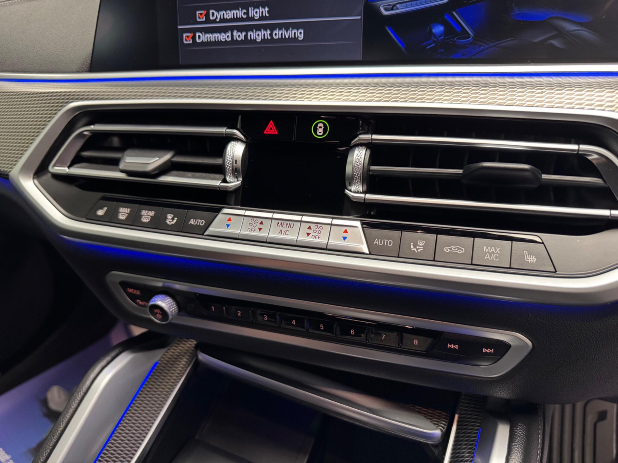 BMW X6 view 27