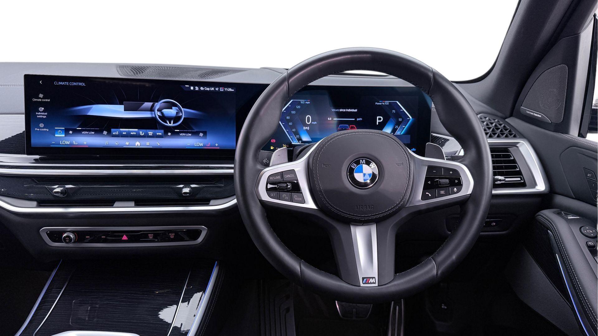 BMW X5 view 5