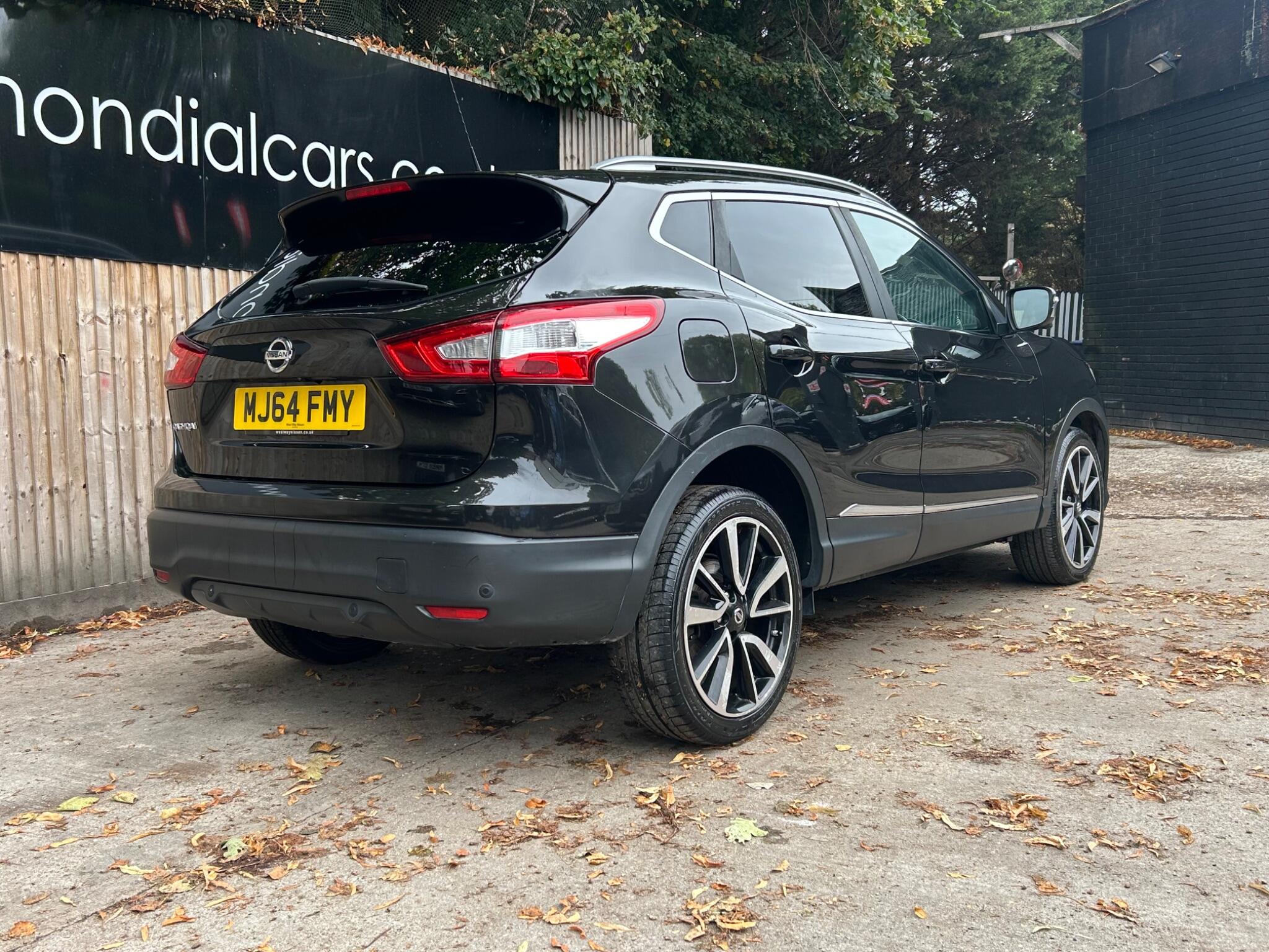Nissan Qashqai view 18