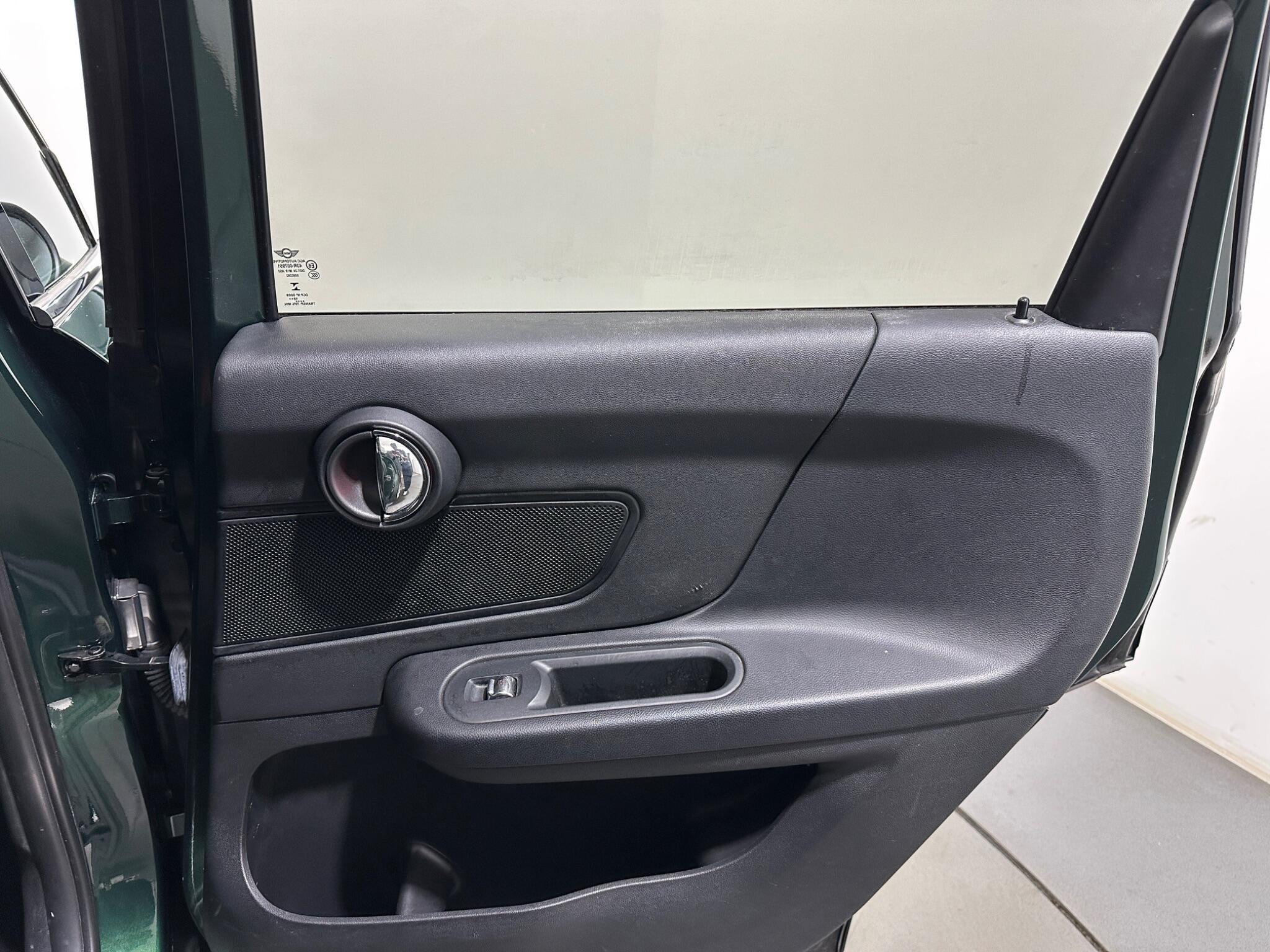 Mini Countryman view 44
