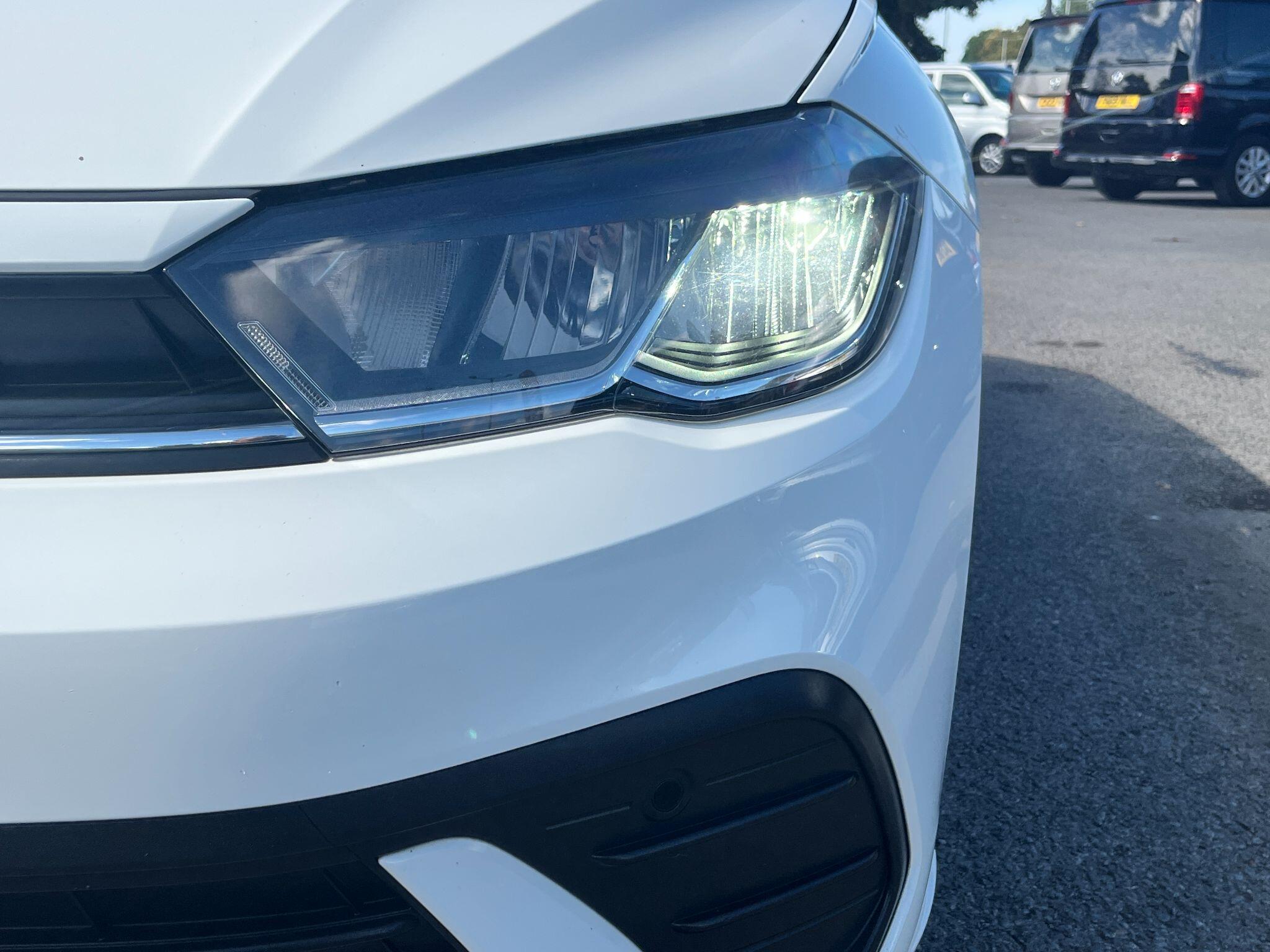 Volkswagen Polo view 10