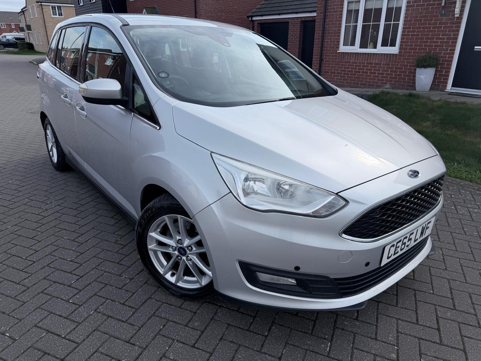 Ford Grand C-Max view 2