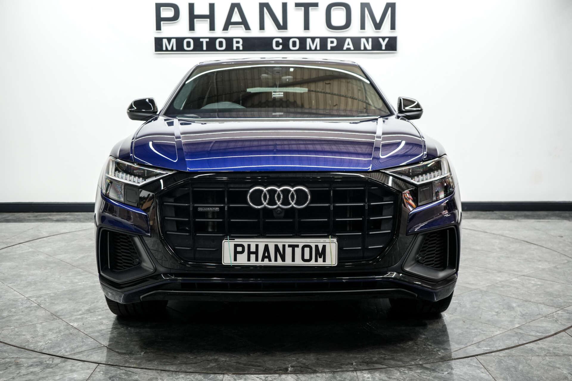 Audi Q8 view 2