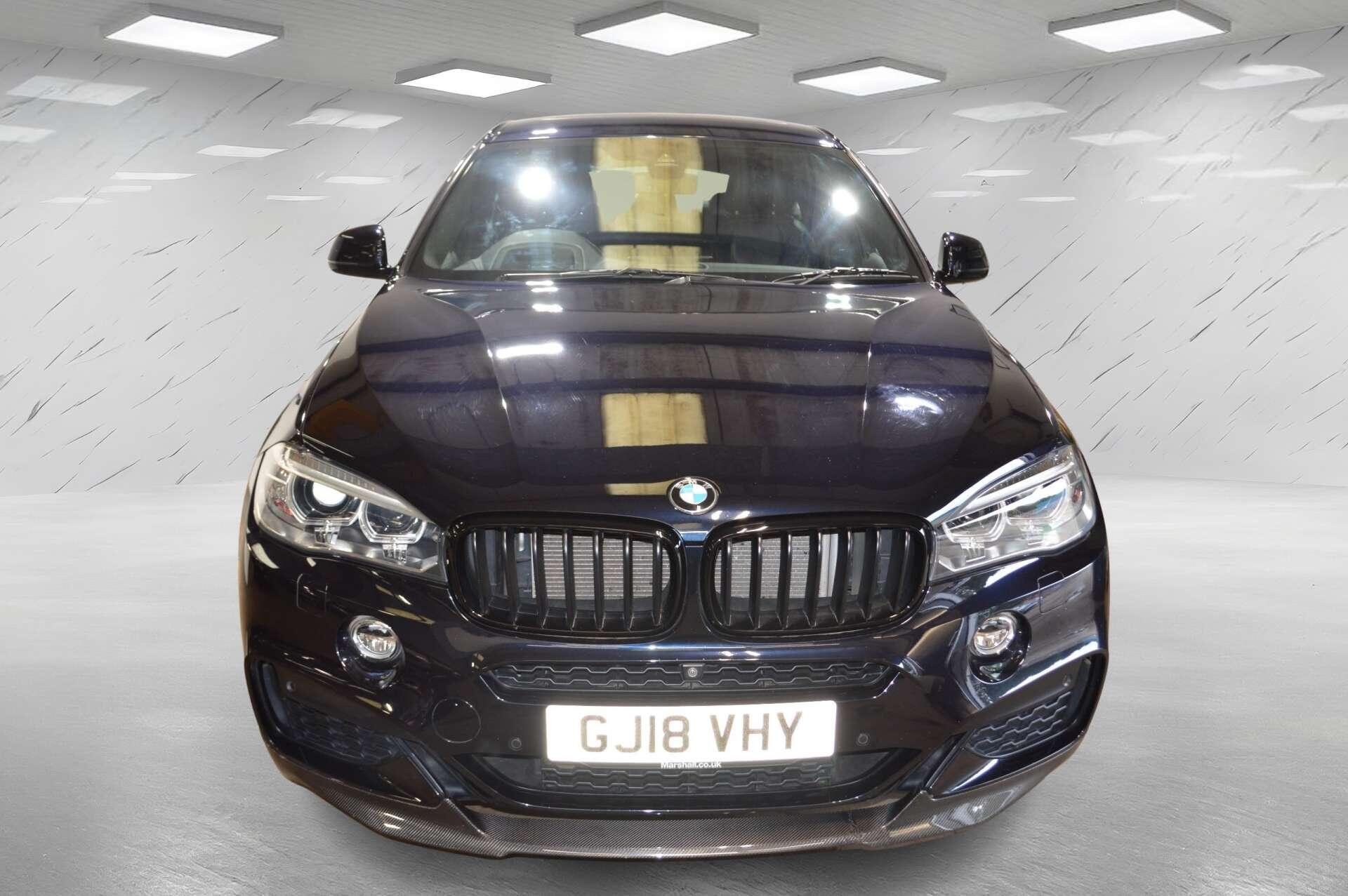 BMW X6 view 2