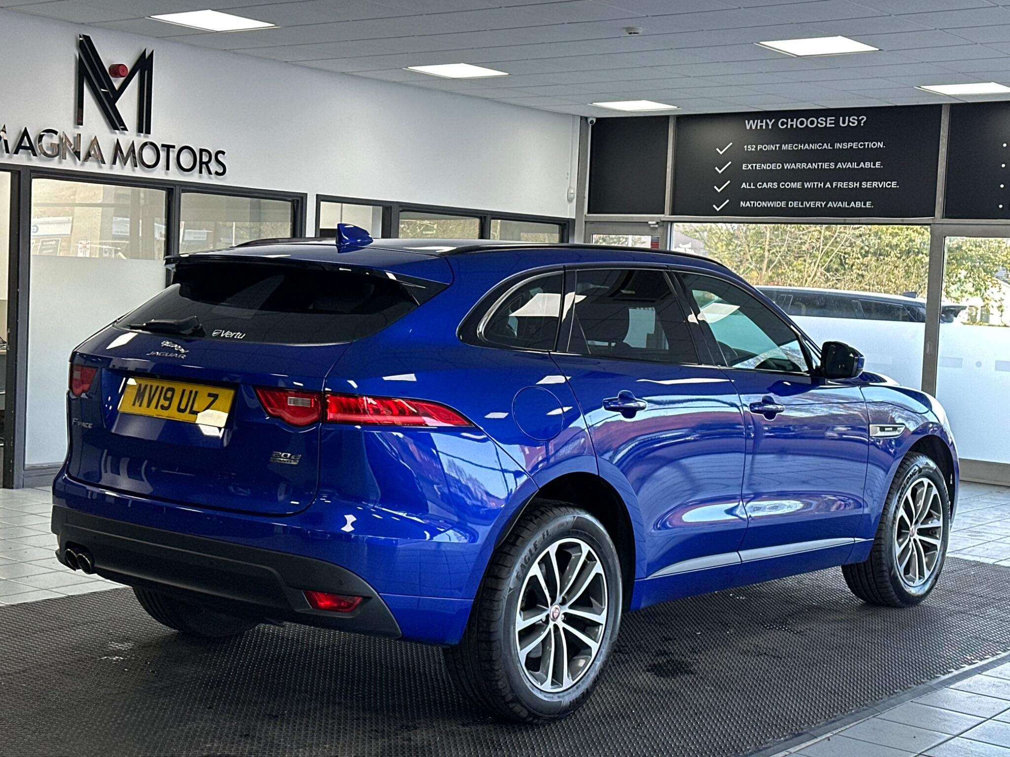 Jaguar F-Pace view 12